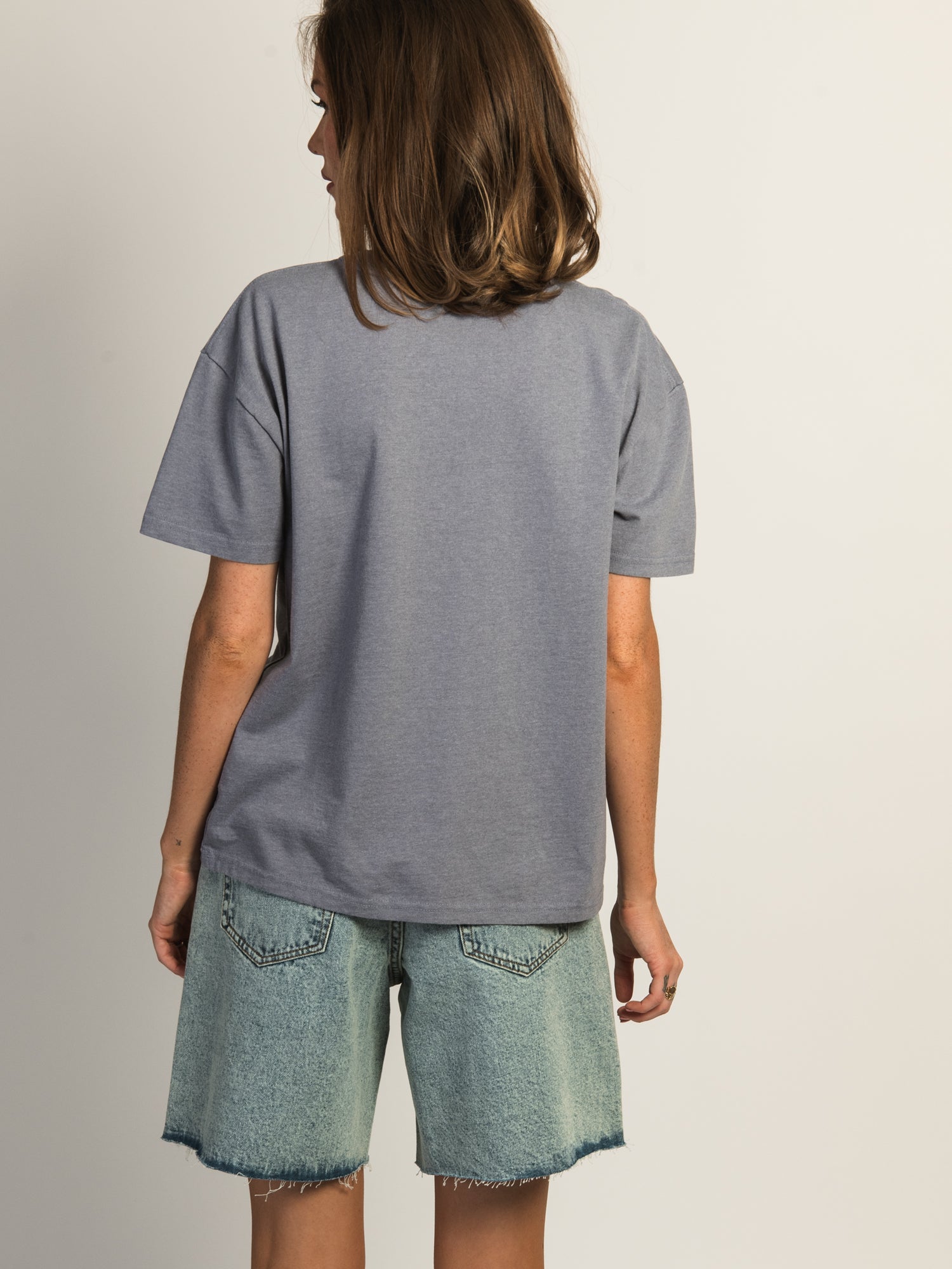 Carhartt Henley T-Shirt for Men - Wisteria Purple Short Sleeve Casual Shirt - Perfect for Work, Outdoor Activities & Everyday Wear