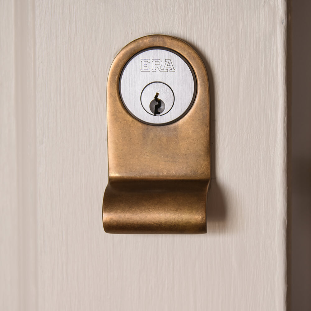 Vintage Aged Brass Cylinder Latch Pull - Classic Cabinet & Drawer Hardware for Home Decor | Perfect for Farmhouse, Rustic & Industrial Style Kitchens, Bathrooms & Furniture