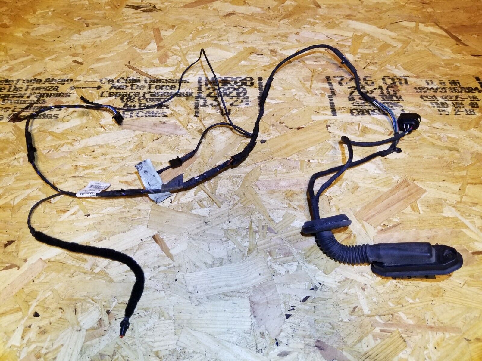 2004-2007 BMW 530xi E60 Right Passenger Side Rear Door Wire Harness OEM Replacement - Perfect for Electrical Repairs & DIY Car Maintenance