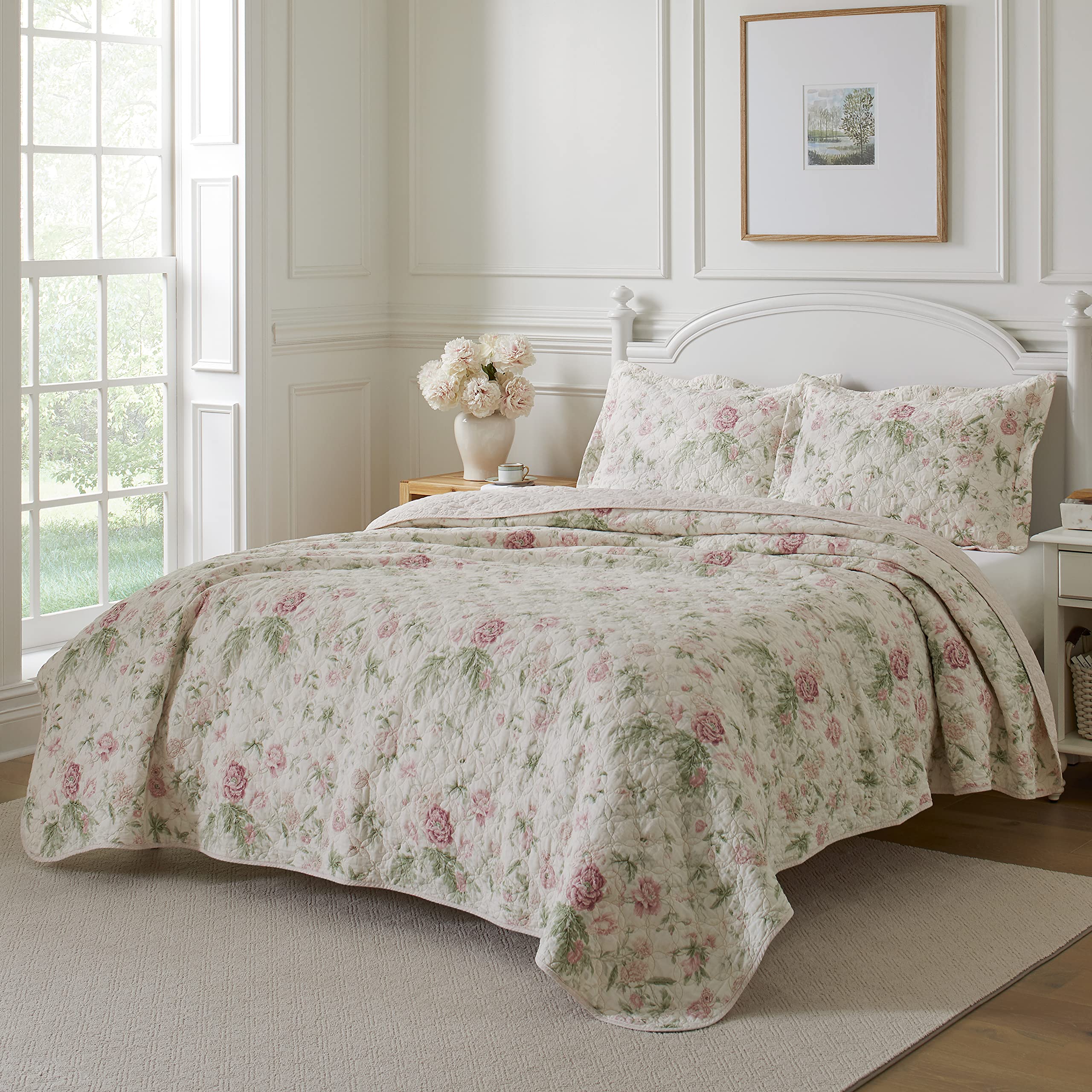 Laura Ashley Queen Quilt Set - Reversible 100% Cotton Bedding with Matching Shams, Lightweight All-Season Comforter for Master Bedroom & Guest Room (Breezy Floral Pink/Green, Queen Size)