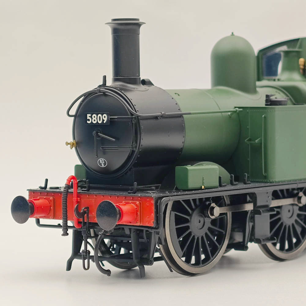 Dapol 7S-006-051 O Gauge 58xx Class GWR Shirtbutton Green 5809 21DCC Model Train Locomotive - Perfect for Railway Enthusiasts & Collectors