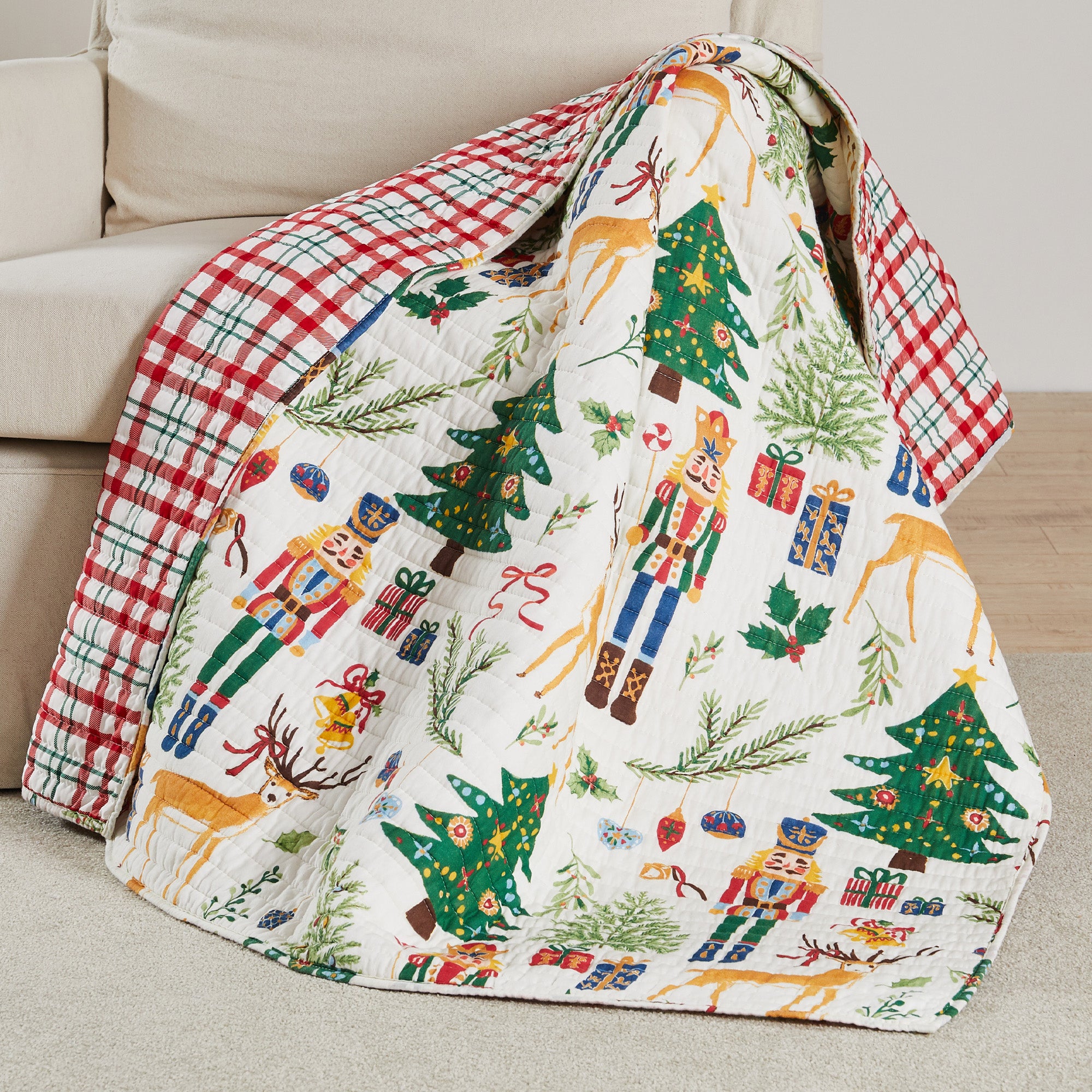Cozy Nutcracker Quilted Throw Blanket - Christmas Holiday Plush Soft Warm Bedspread for Couch, Sofa & Bed - Perfect for Winter Decor, Gift & Home Decorating