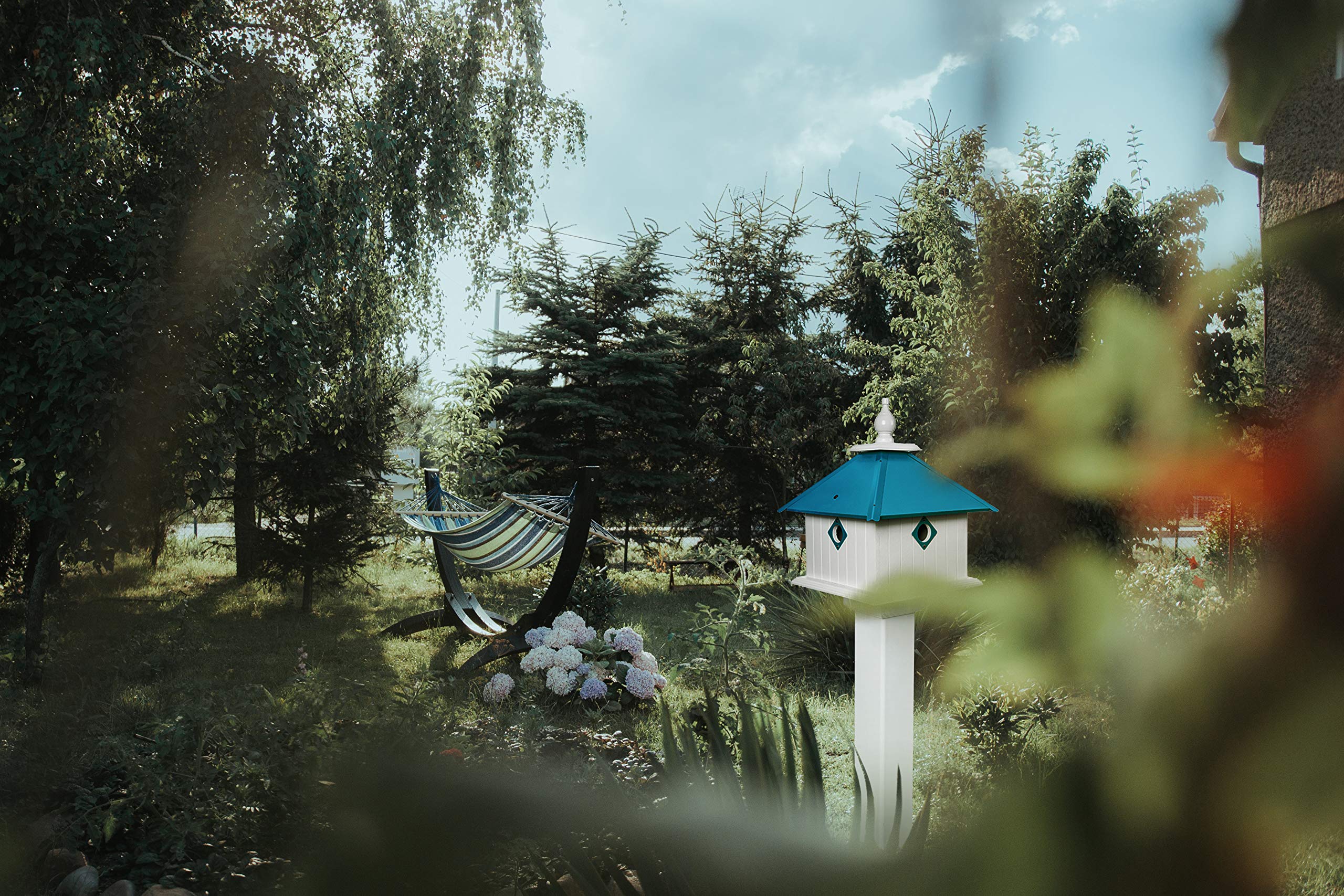Premium Jasmine Bird House in Lagoon Blue - Handcrafted Wooden Birdhouse for Outdoor Garden Decor - Attract Birds to Your Backyard or Patio