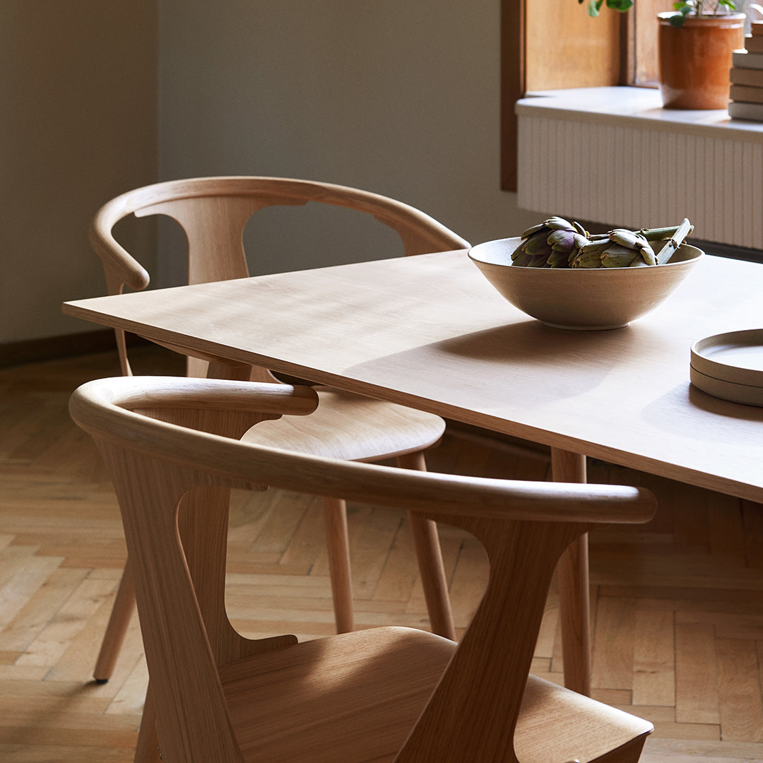 SK5 Modern Dining Table - Elegant & Durable for Kitchen, Dining Room, or Small Space - Perfect for Family Meals & Entertaining Guests