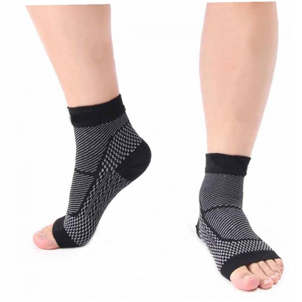 Plantar Fasciitis Socks for Men & Women - Compression Foot Sleeves for Sports, Arthritis Pain Relief & Ankle Support - Black (1 Pair) - Ideal for Running, Walking & Everyday Comfort