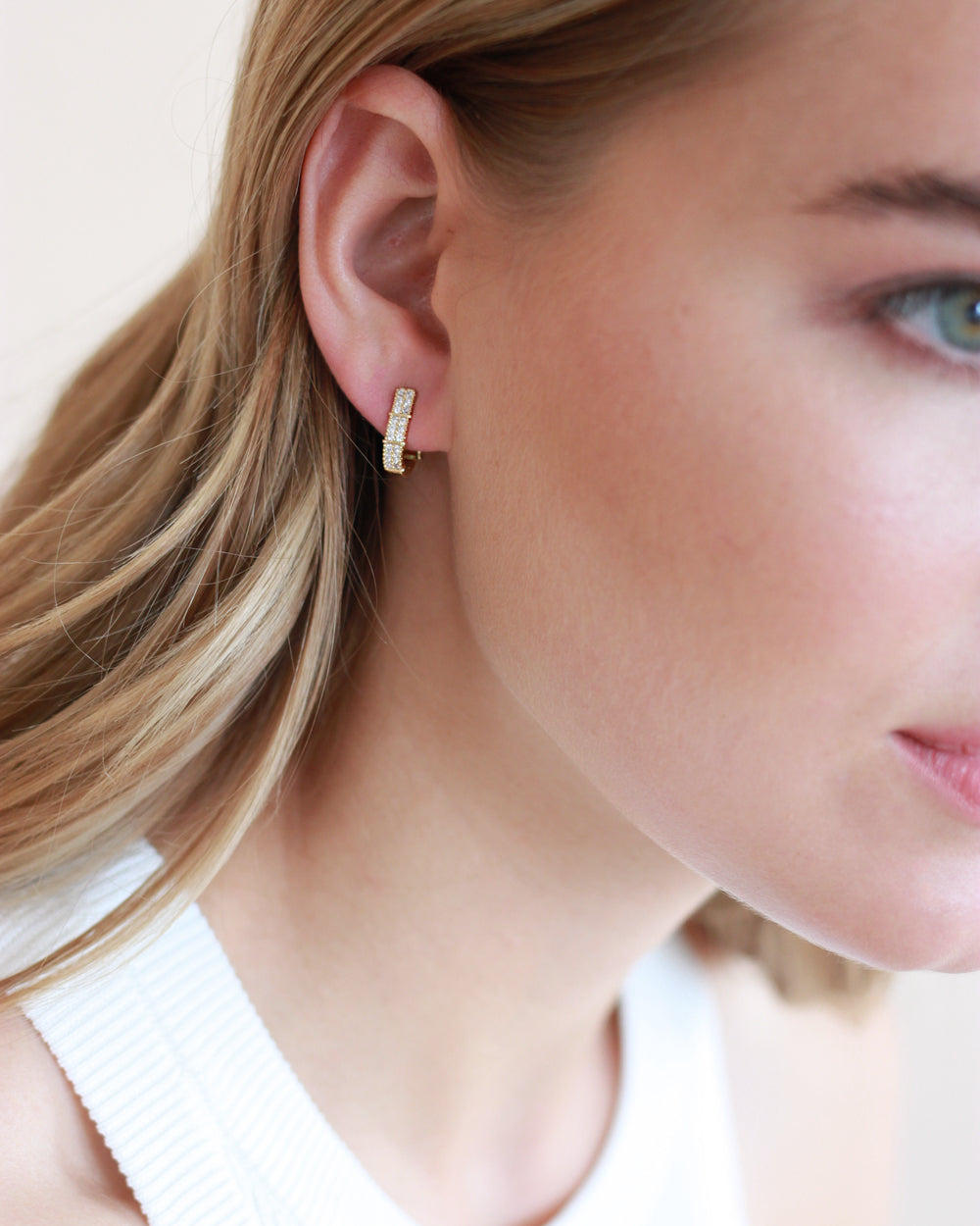 Clip-On Huggie Earrings for Women - Minimalist Gold Hoop Earrings for Everyday Wear | Perfect for Work, Date Night & Casual Outfits