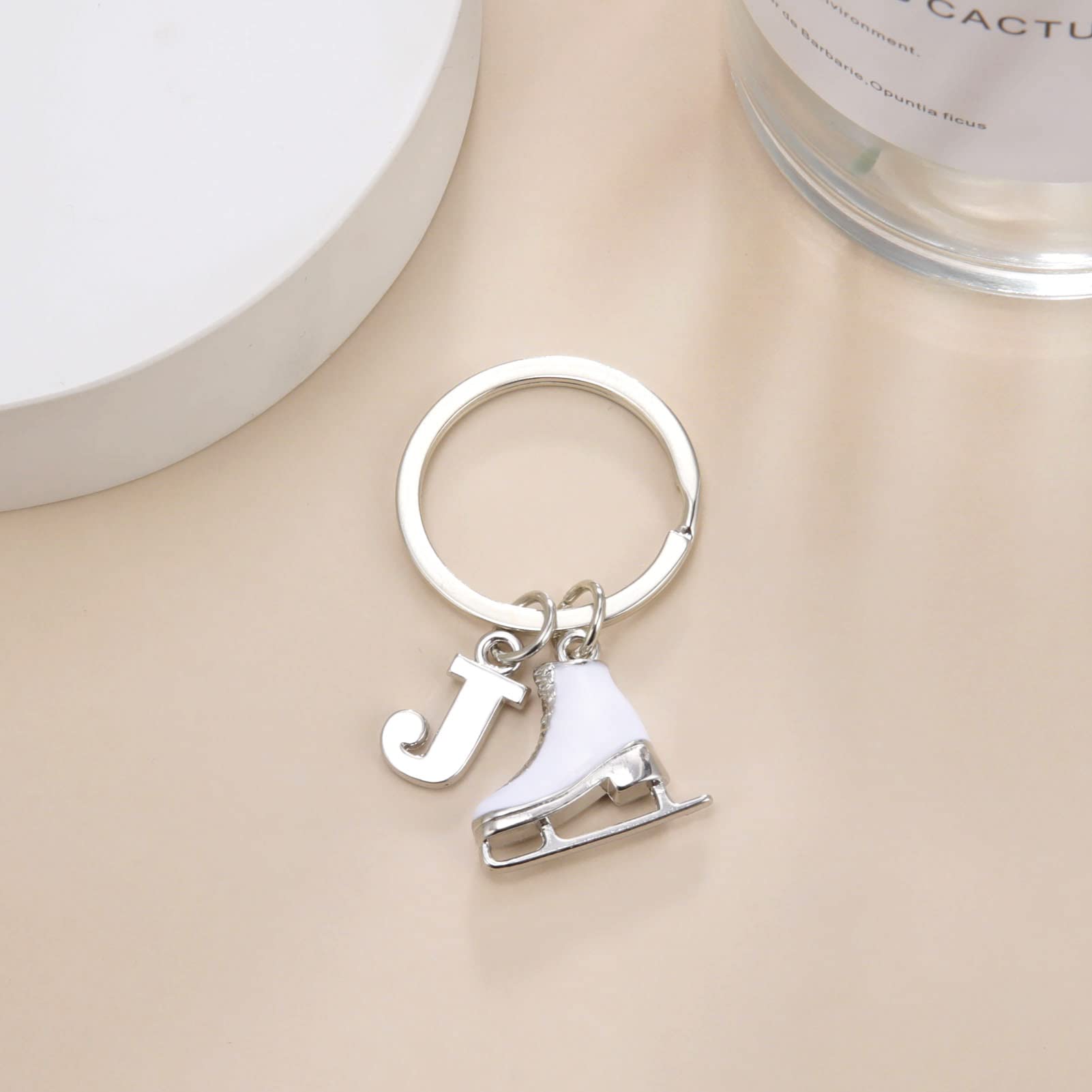 LIKGREAT Ice Skate Keychain - Personalized Figure Skating Keyring with Initial Charm - Handbag & Backpack Decoration for Skaters & Winter Sports Fans