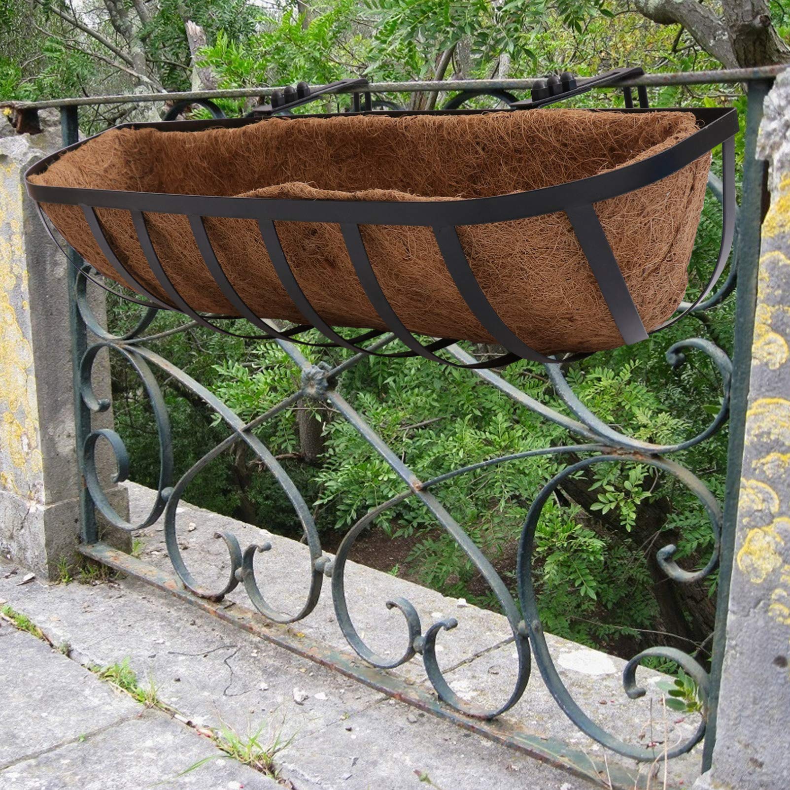 1pc Coconut Palm Hanging Basket - Decorative Metal Hanging Flower Pot for Succulents & Plants - Outdoor Iron Art Planter with Coir Liner - Perfect for Garden, Patio, Balcony & Boho Home Decor