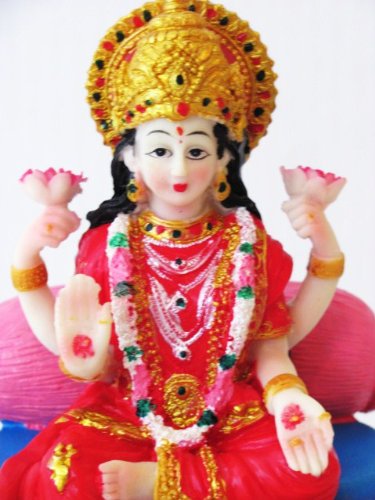 Lakshmi Statue - Hindu Goddess of Beauty, Wealth, Love & Prosperity | Home Altar Decor, Meditation Room & Spiritual Gift
