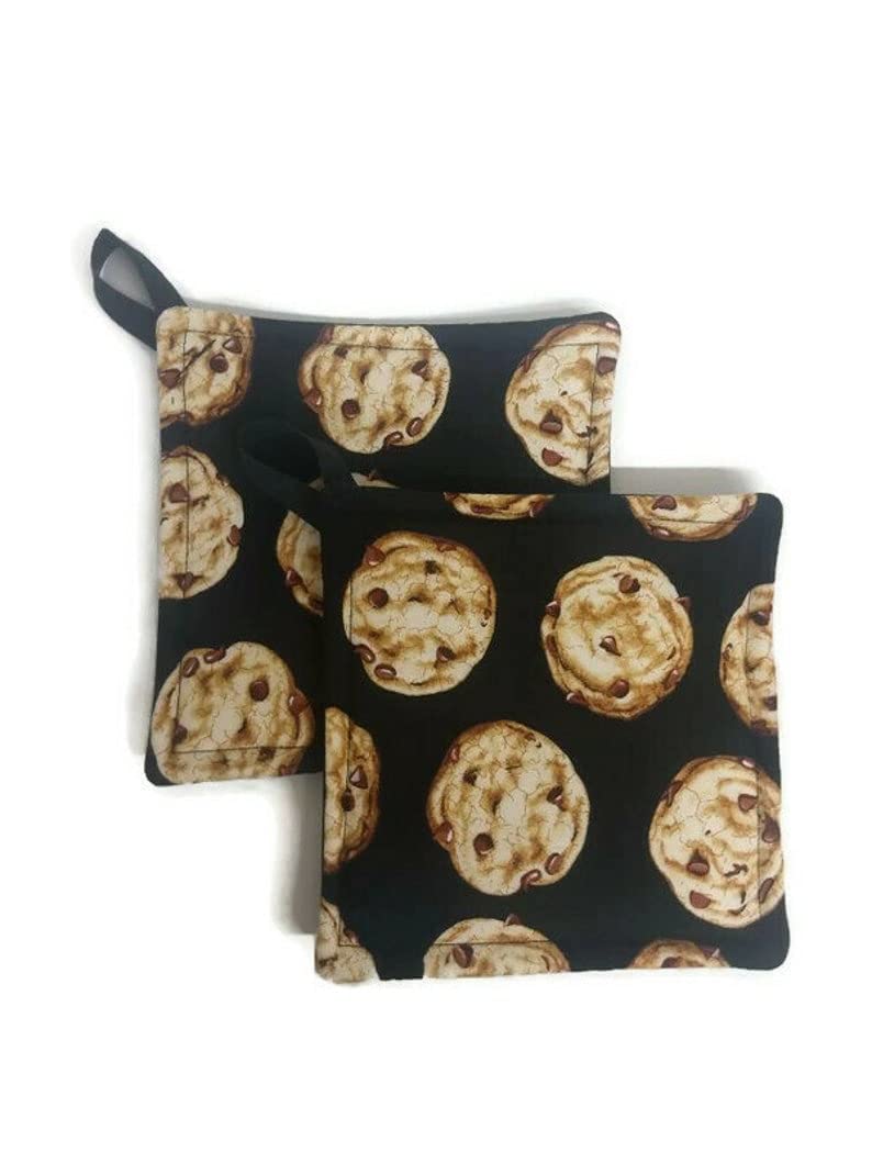 Chocolate Chip Cookie Print Pot Holder Set - Heat Resistant Kitchen Oven Mitts for Cooking, Baking & Grilling - Perfect for Hot Pans, Baking Sheets & Cookie Trays