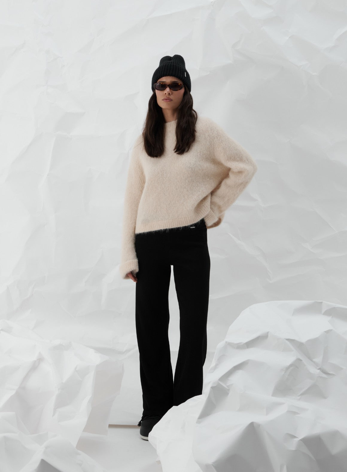 Cozy Café Au Lait Alpaca Knit Sweater for Women - Soft Winter Pullover for Casual Outings & Coffee Dates