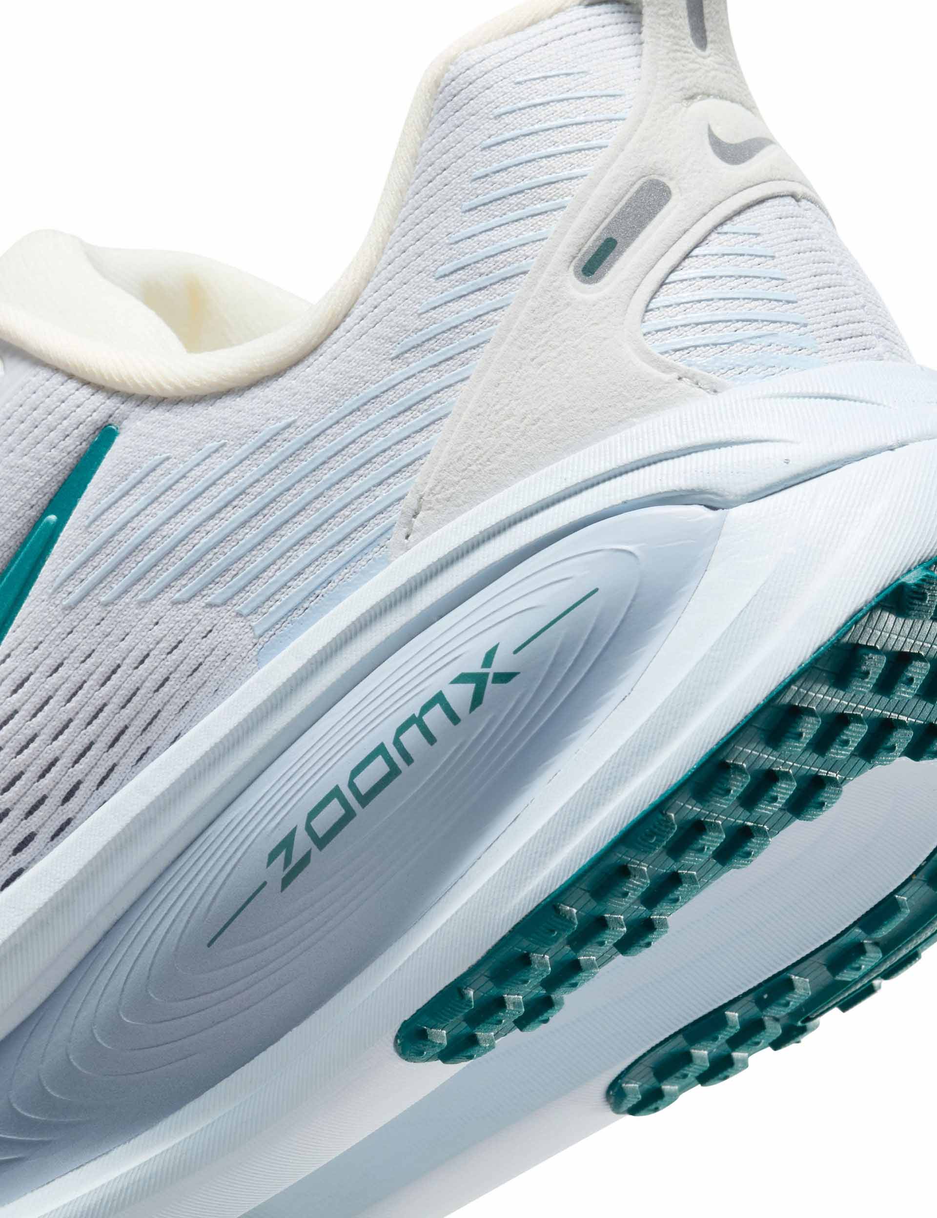 Nike Vomero 18 Running Shoes for Men & Women - Summit White/Blue Tint/Geode Teal - Lightweight Cushioned Sneakers for Road Running, Jogging & Gym Workouts