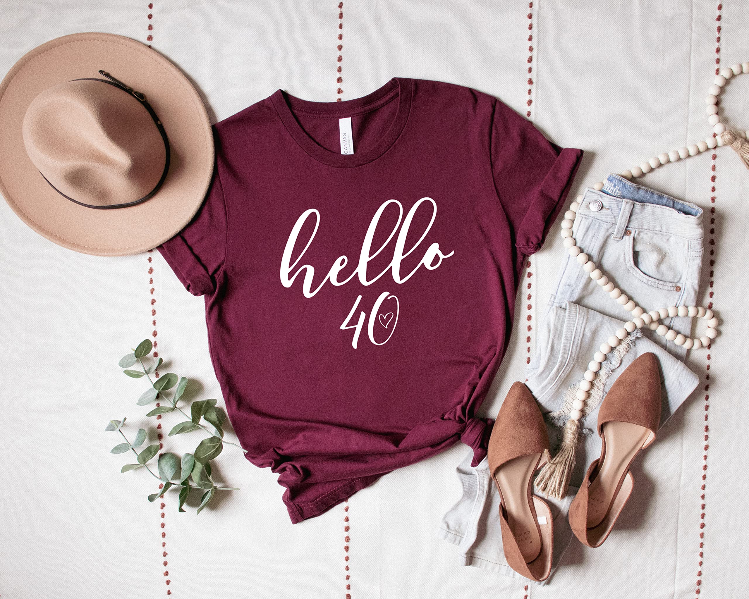 Hello 40 Birthday Shirt for Women - Funny 40th Birthday Gift Idea - Fortieth Birthday Party Outfit - Vacation Trip Celebration T-Shirt - Perfect for Birthday Trips, Girls' Getaways & Milestone Celebrations