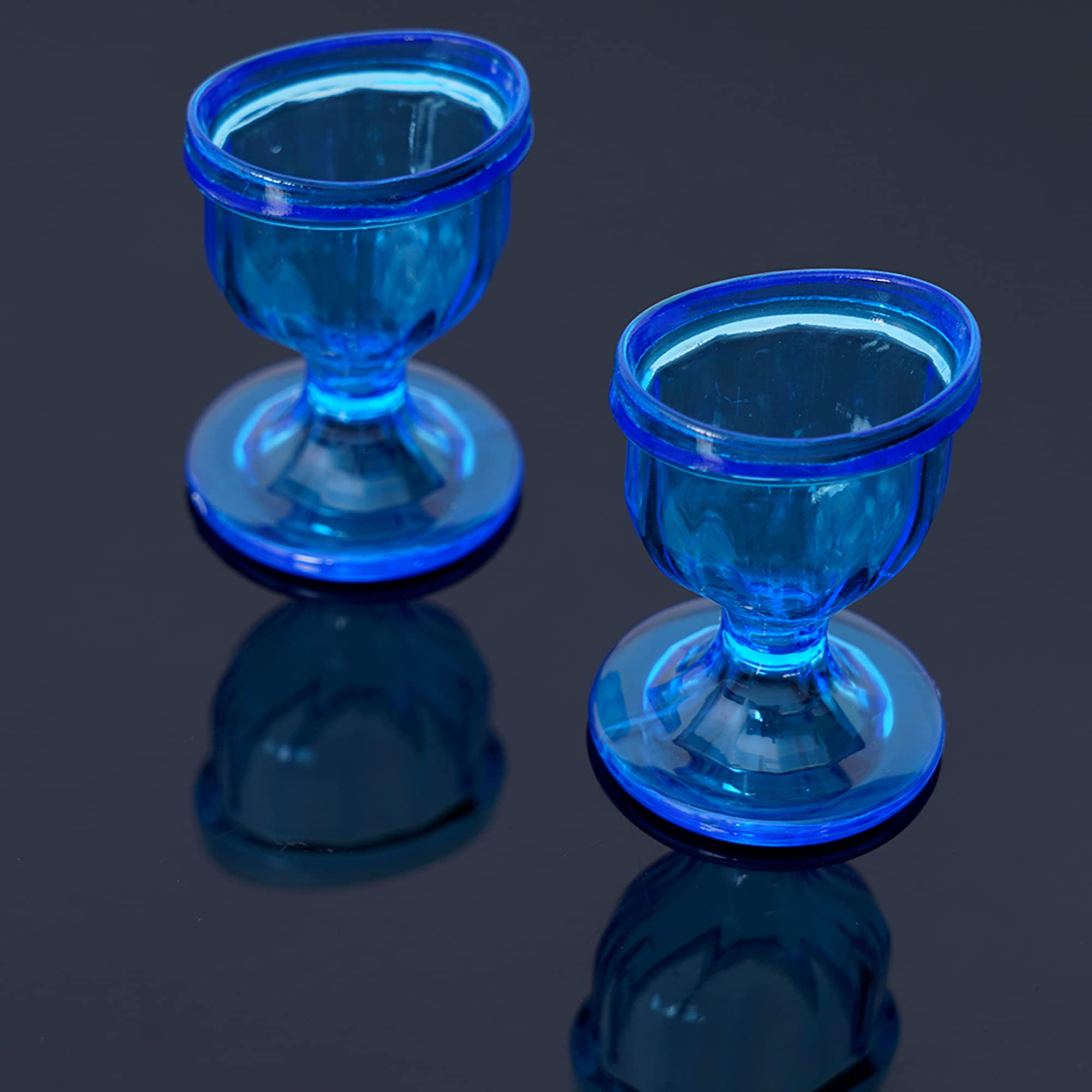 Blue Eye Wash Cups with Storage Container - Set of 2 for Eye Rinse, Cleansing, Dust & Makeup Removal - Perfect for First Aid, Contact Lens Care & Travel Use