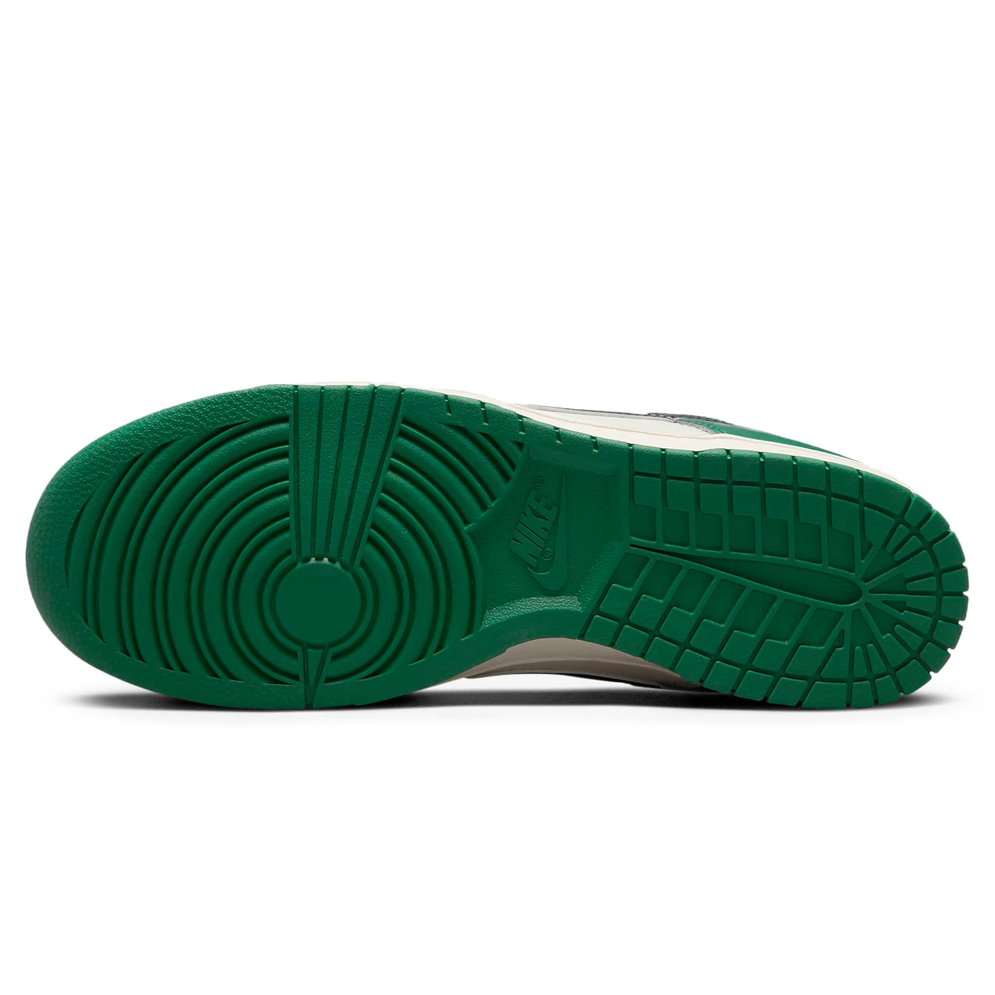 Nike Dunk Low SE Lottery Pack Malachite Green Sneakers - Men's Basketball Shoes for Casual Wear & Street Style Fashion