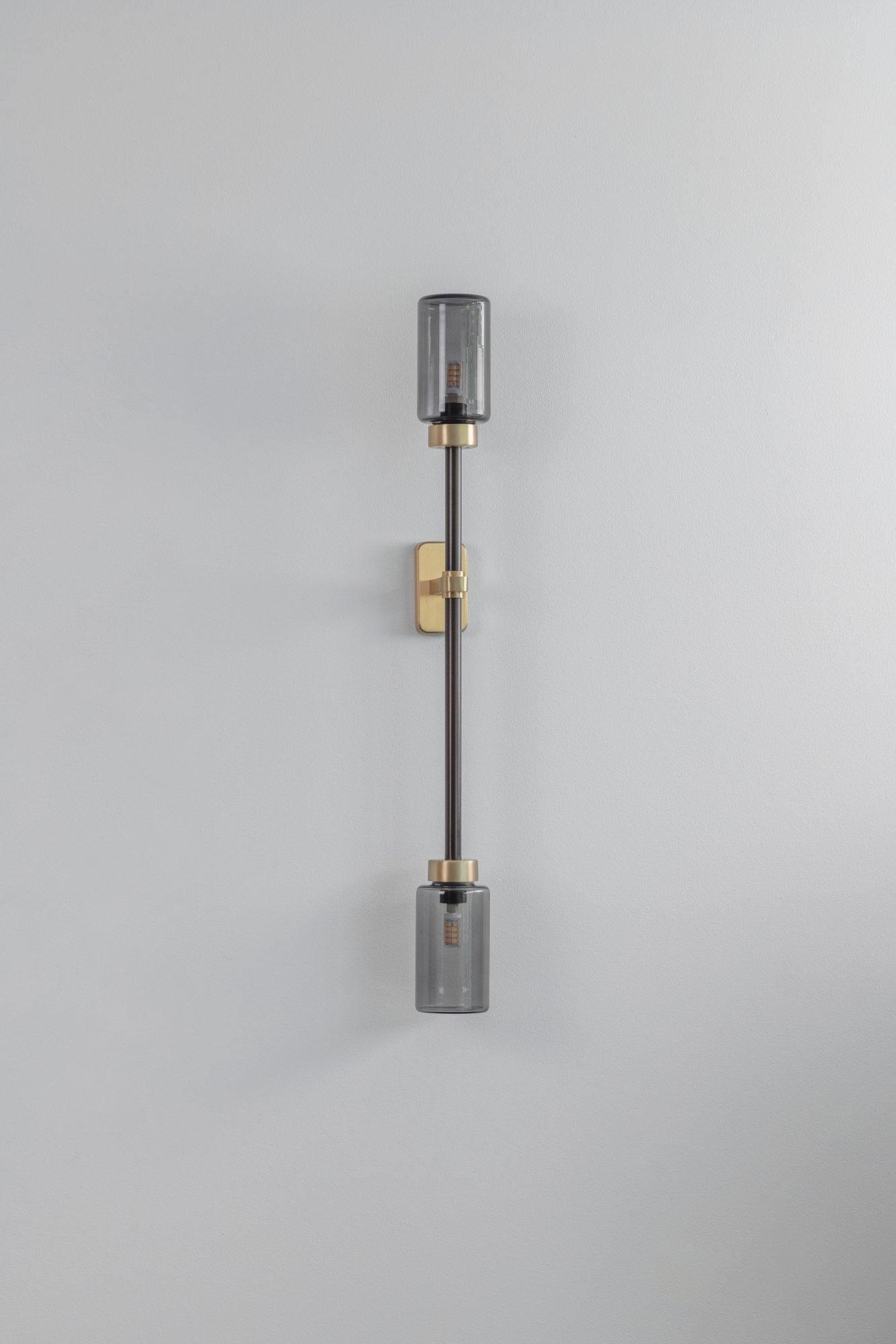 Modern Farol Wall Light - Elegant Outdoor Sconce for Porch, Patio, and Garden Lighting - Durable Weatherproof Design - Perfect for Home Exterior, Entryway, and Backyard Decor