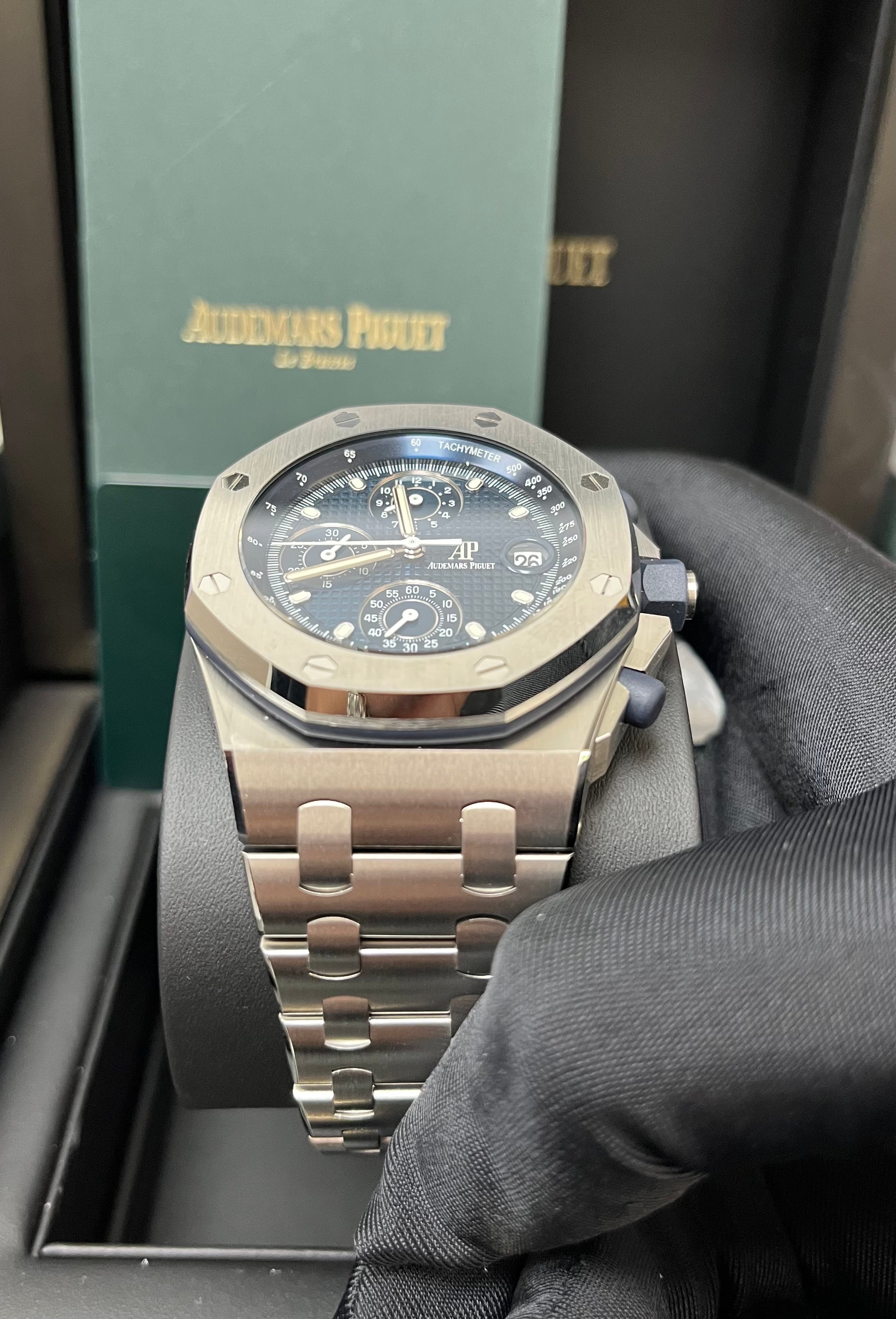 Audemars Piguet Royal Oak Offshore 42mm Chronograph Men's Watch 26238ST.OO.2000ST.01 - Luxury Stainless Steel Sports Watch for Business, Gifting & Special Occasions
