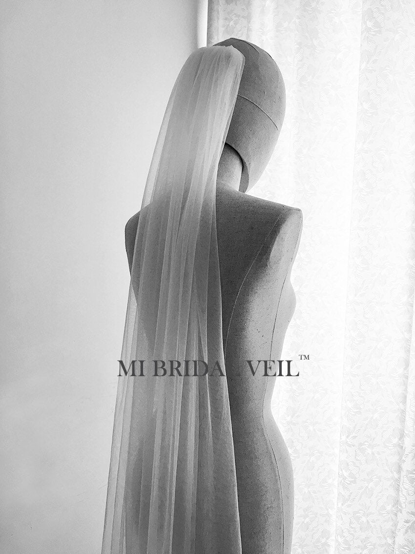 Boho Soft Tulle Wedding Veil - Sheer Illusion Bridal Veil with Fingertip Length for Romantic Boho & Vintage Wedding Styles