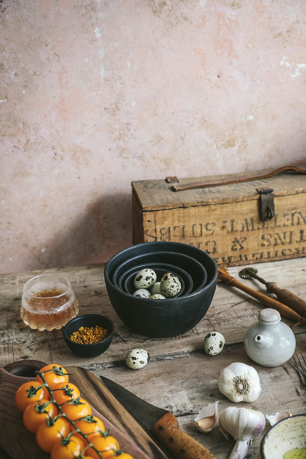 Premium Cast Iron Nesting Bowls Set - 3-Piece Kitchen Utensils for Mixing, Serving & Baking - Durable & Rust-Resistant for Home & Restaurant Use