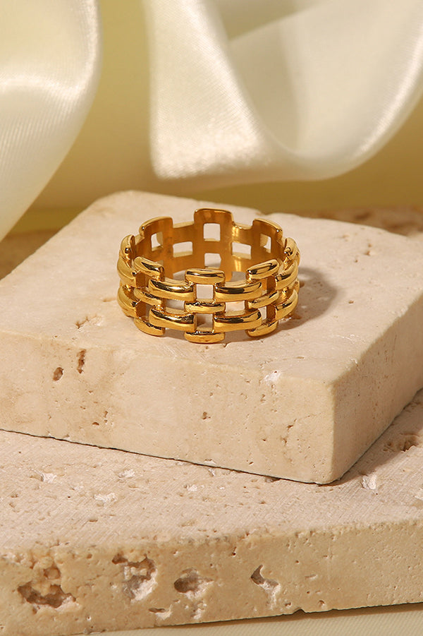 Elegant Hollow Stainless Steel Ring for Women - Trendy Luxury Jewelry Gift for Party, Wedding & Everyday Wear
