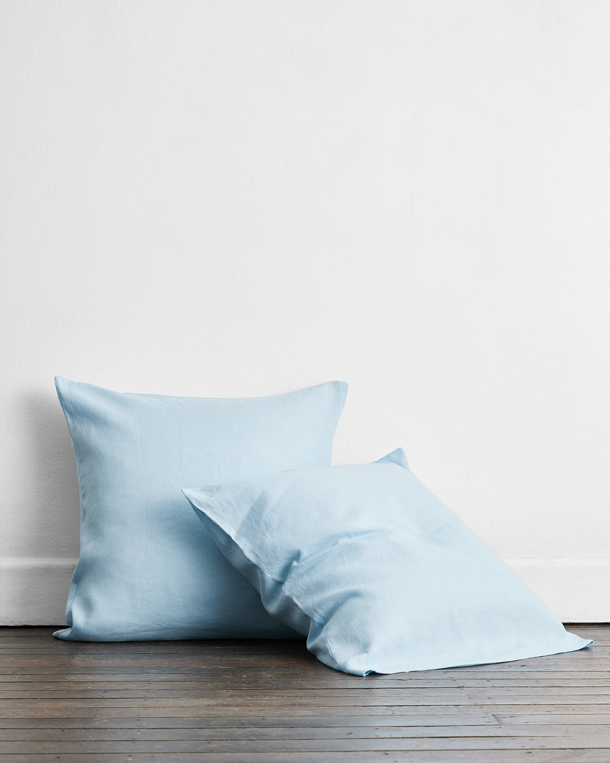 Premium Coast Bedding Bundle - Soft & Breathable 4-Piece Sheet Set - Perfect for Master Bedroom, Guest Room & Dorm Room Comfort