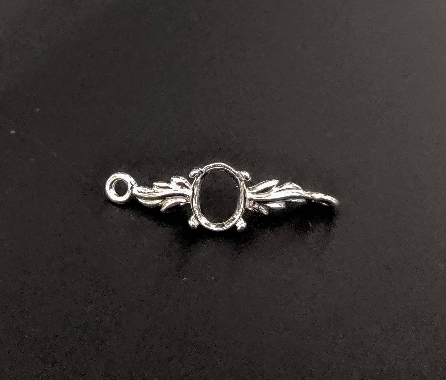 Sterling Silver or 14K Gold Leaf Bracelet Link for 7x5mm & 10x8mm Oval Cabochon Stones - DIY Jewelry Making, Custom Handmade Bezel Setting - Perfect for Birthstone, Gemstone, and Personalized Bracelet Designs