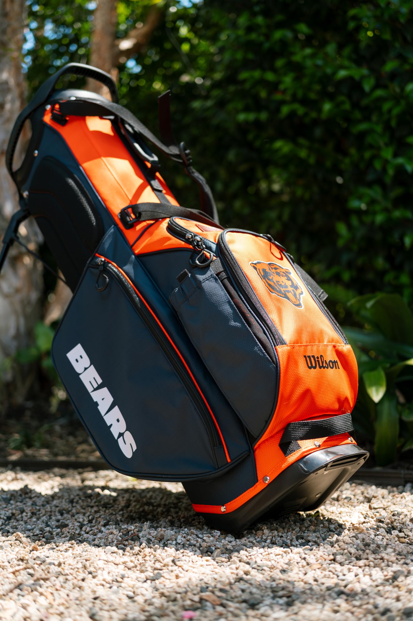 Wilson NFL Official Licensed Golf Bag - Durable & Lightweight for Men & Women | Perfect for Tournaments, Driving Range & Travel