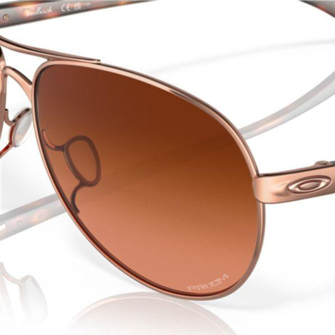 Oakley Feedback Sunglasses Rose Gold/Prizm Brown Gradient 0OO4079 407946 - Stylish UV Protection for Outdoor Sports & Driving