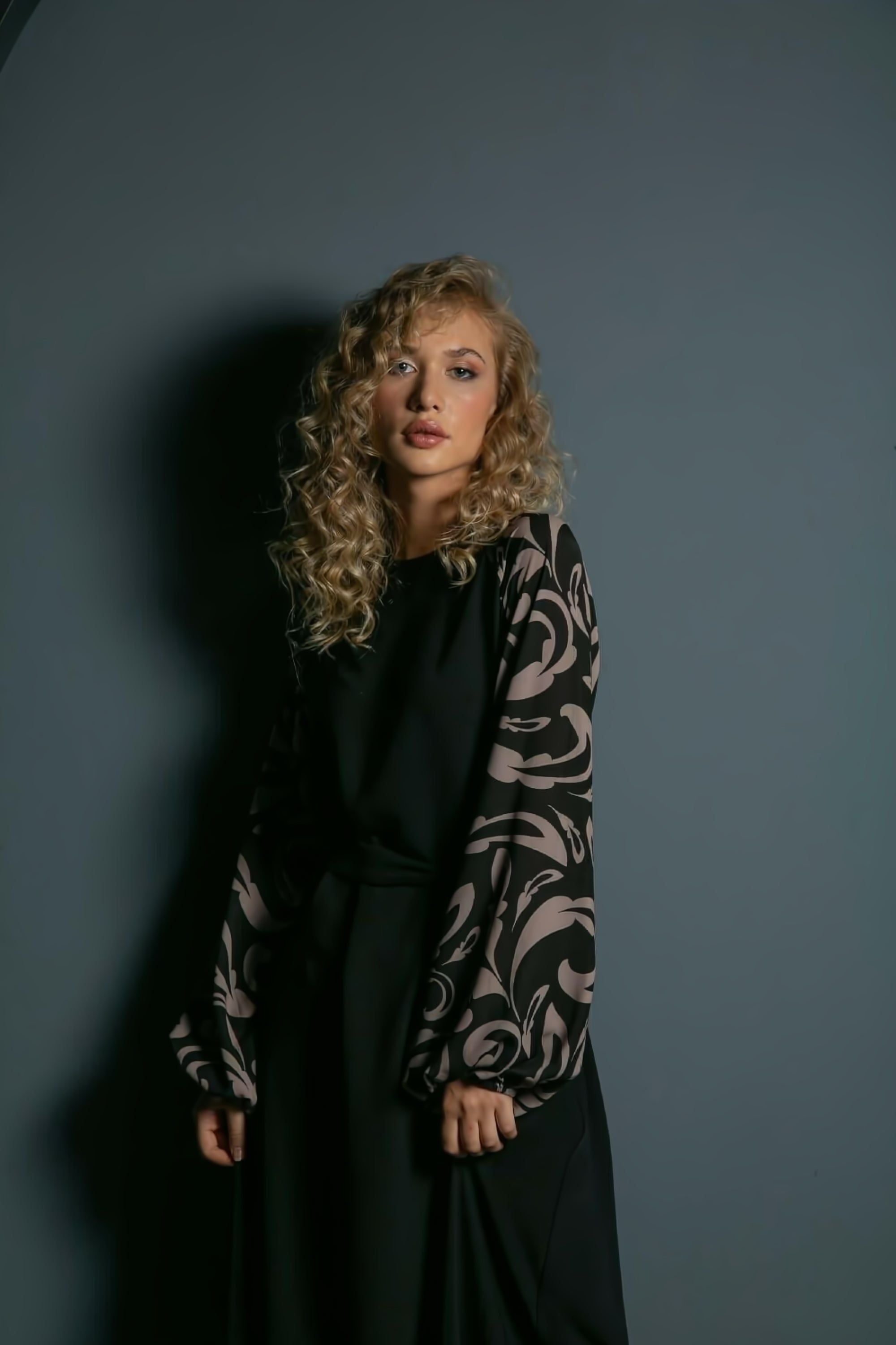 Stylish Aliyah Maxi Modest Dress Abaya - Moroccan Design for Women | Perfect for Prayer, Eid, and Special Occasions