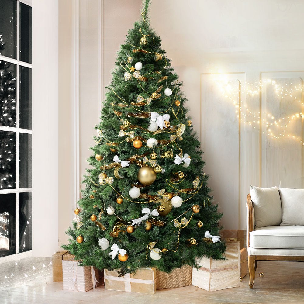 Premium 7.9ft Christmas Tree with 2100 Realistic Pine Needle Tips - Perfect for Home, Office, and Holiday Decorations
