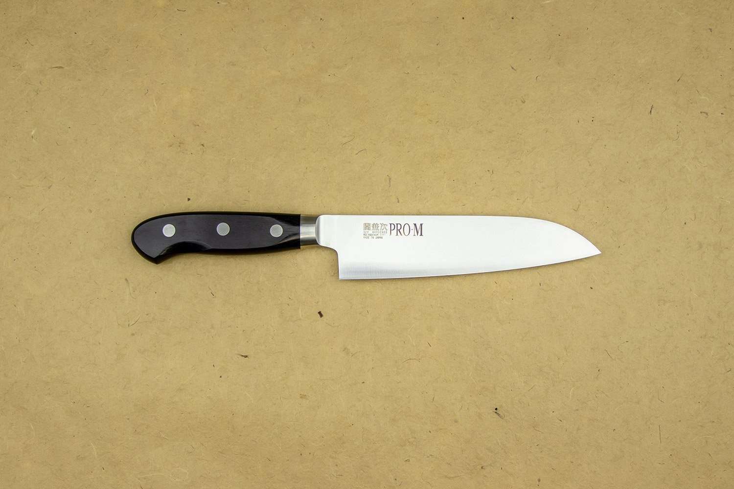 Seki Kanetsugu Pro M Santoku Knife 170mm - High Carbon Stainless Steel Japanese Chef Knife for Slicing, Dicing, and Chopping Vegetables, Fruits, and Meat - Perfect for Home Kitchen and Professional Use