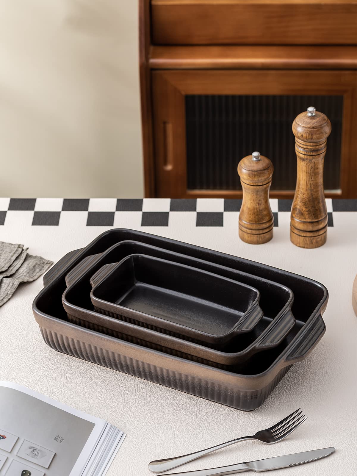 Kanwone 9 x 13 Inch Ceramic Baking Dish Set - Rectangular Lasagna Pan, Casserole Dish, Oven Safe Bakeware for Cooking, Baking & Serving | Matte Black Reactive Glazed Stripe Series | Perfect for Family Dinners, Holiday Meals & Potluck Parties