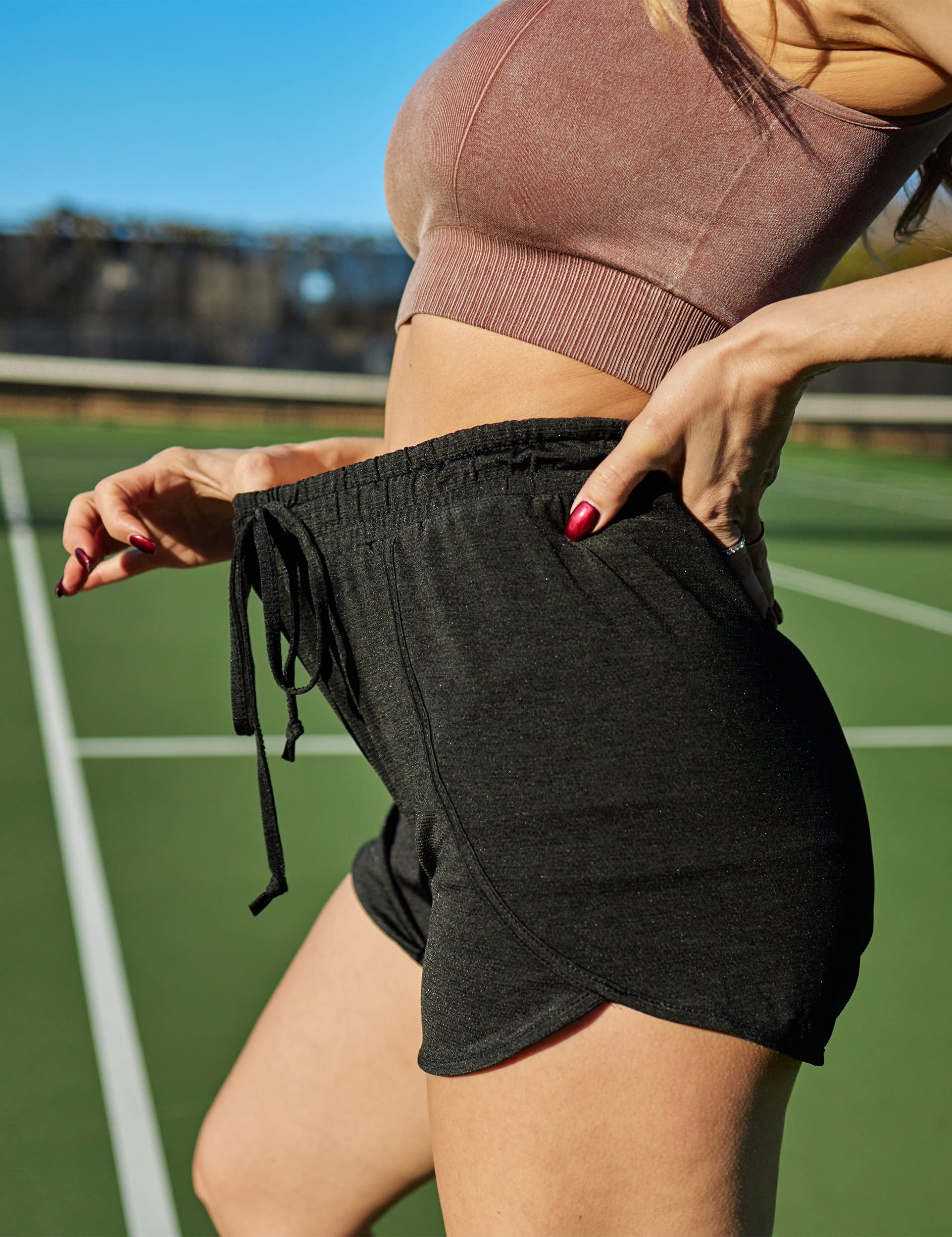 BLEVONH Women's 2-in-1 Yoga Running Shorts with Pockets - High Waist Athletic Workout Shorts for Yoga, Gym, Running - Sizes S-3XL - Perfect for Yoga, Jogging, Gym & Casual Wear