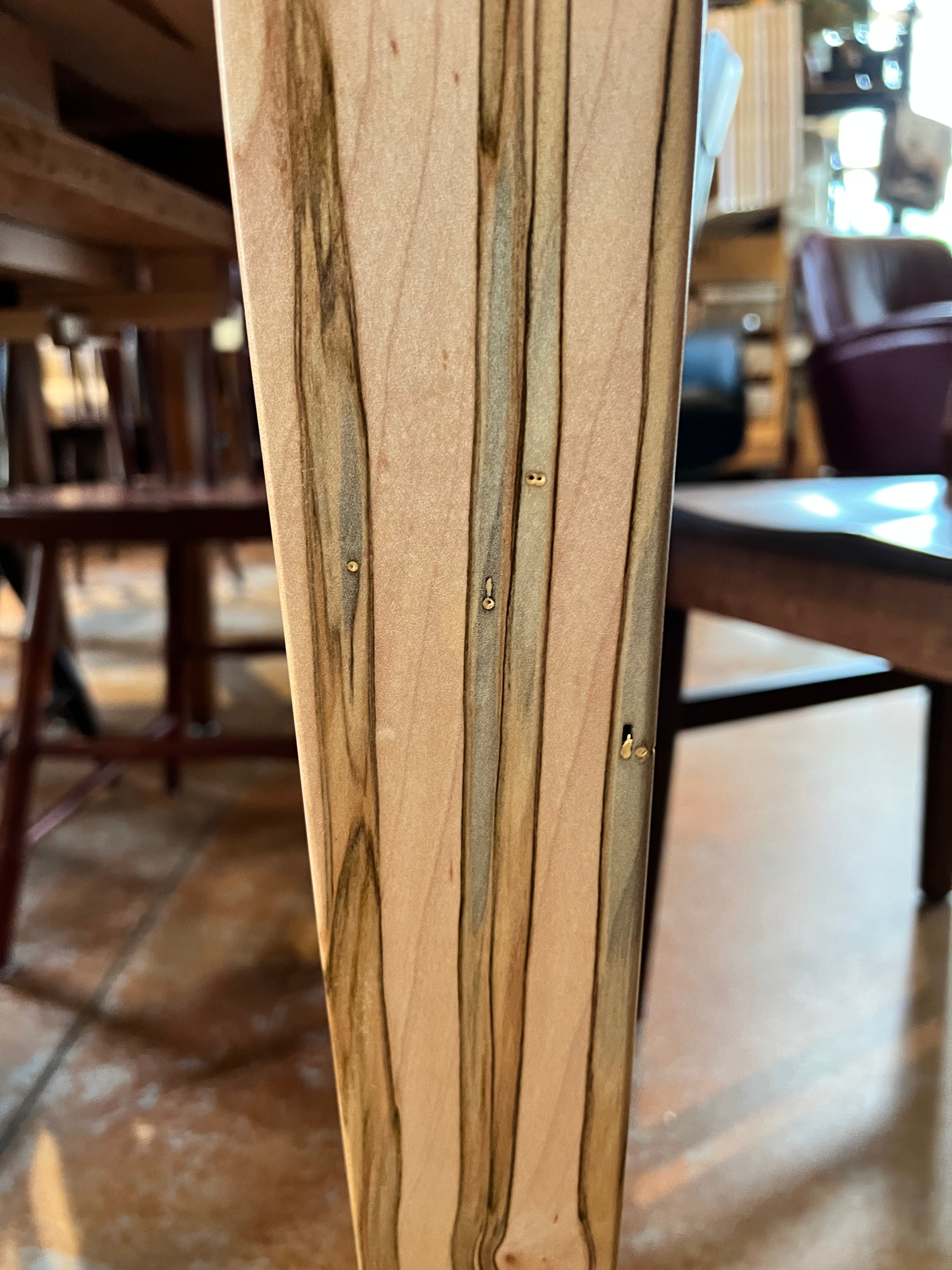 Premium Wormy Maple Butterfly Leaf Dining Table – Expandable & Stylish for Small Spaces | Perfect for Dining Rooms, Kitchens, and Entertaining