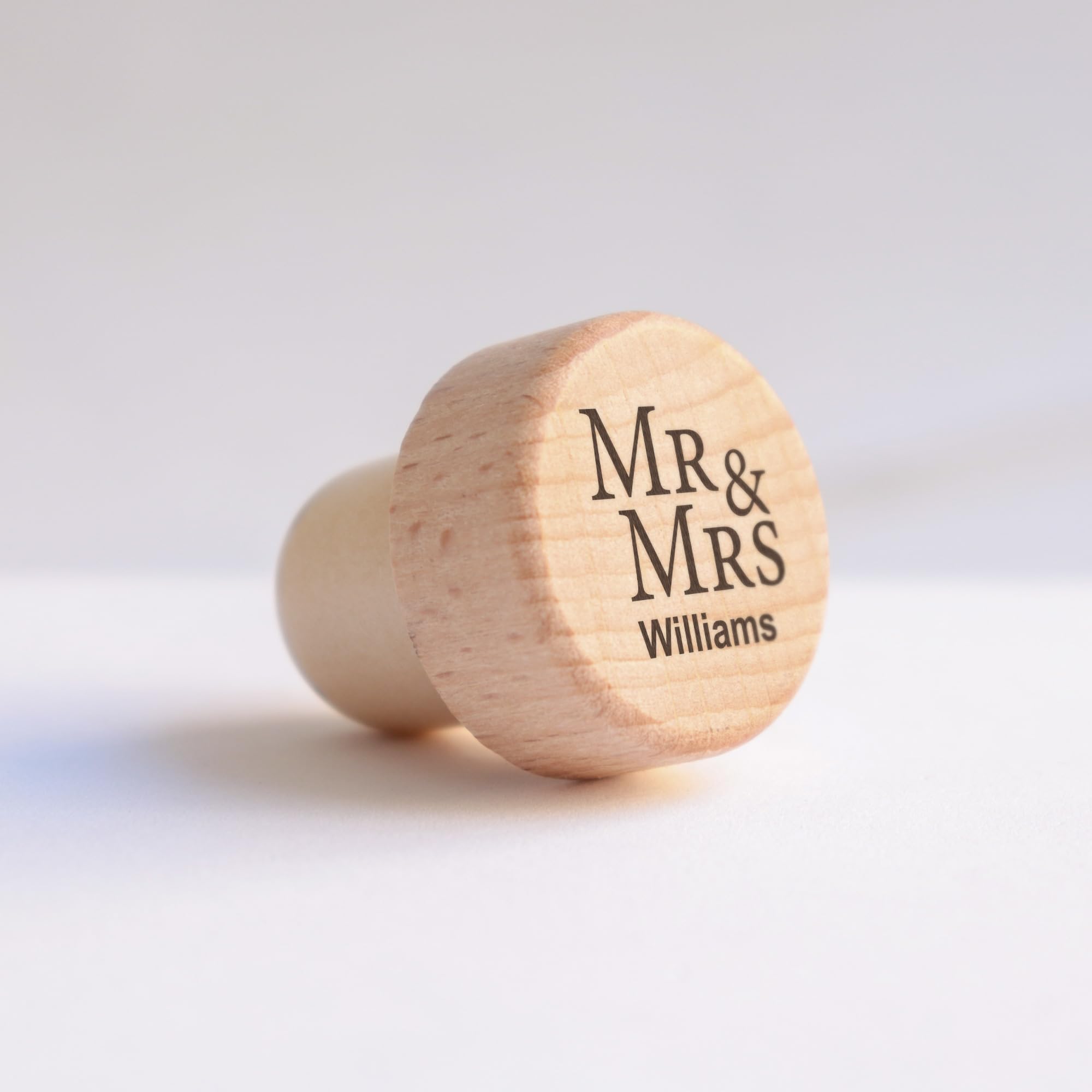 Personalized Engraved Wooden Wine Bottle Stopper Set - Custom Wedding Gifts, Housewarming Present, Party Favors in Bulk (Mr. & Mrs.) - Perfect for Anniversary Celebrations, Bridal Showers & New Home Gifts