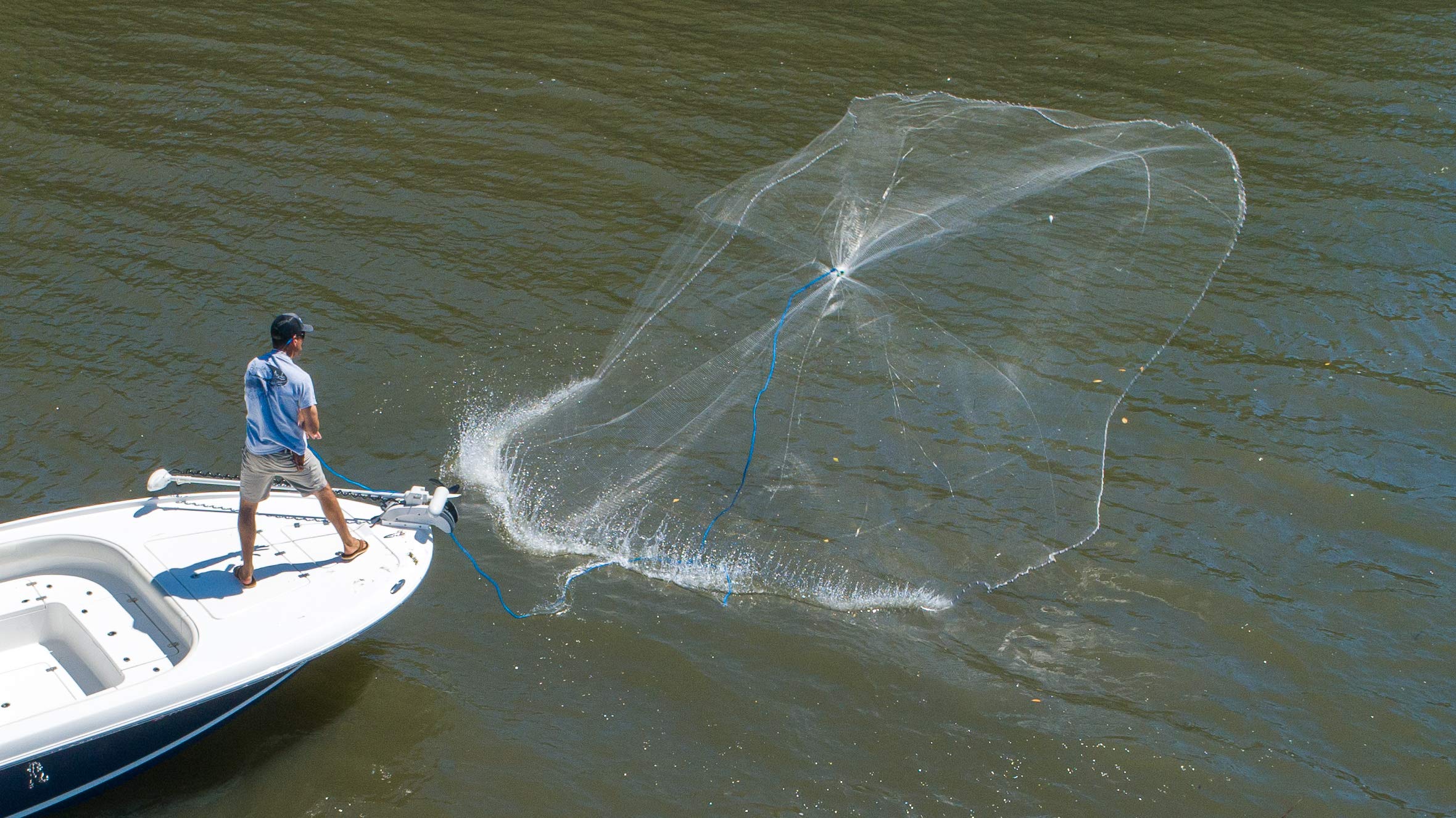 Premium Hand Cast Net for Fishing - Durable Casting Nets & Fish Traps for Minnow Bait - Saltwater & Freshwater Use in Lakes, Rivers & Ocean (1lb/Ft) - Ideal for Bait Collection & Recreational Fishing