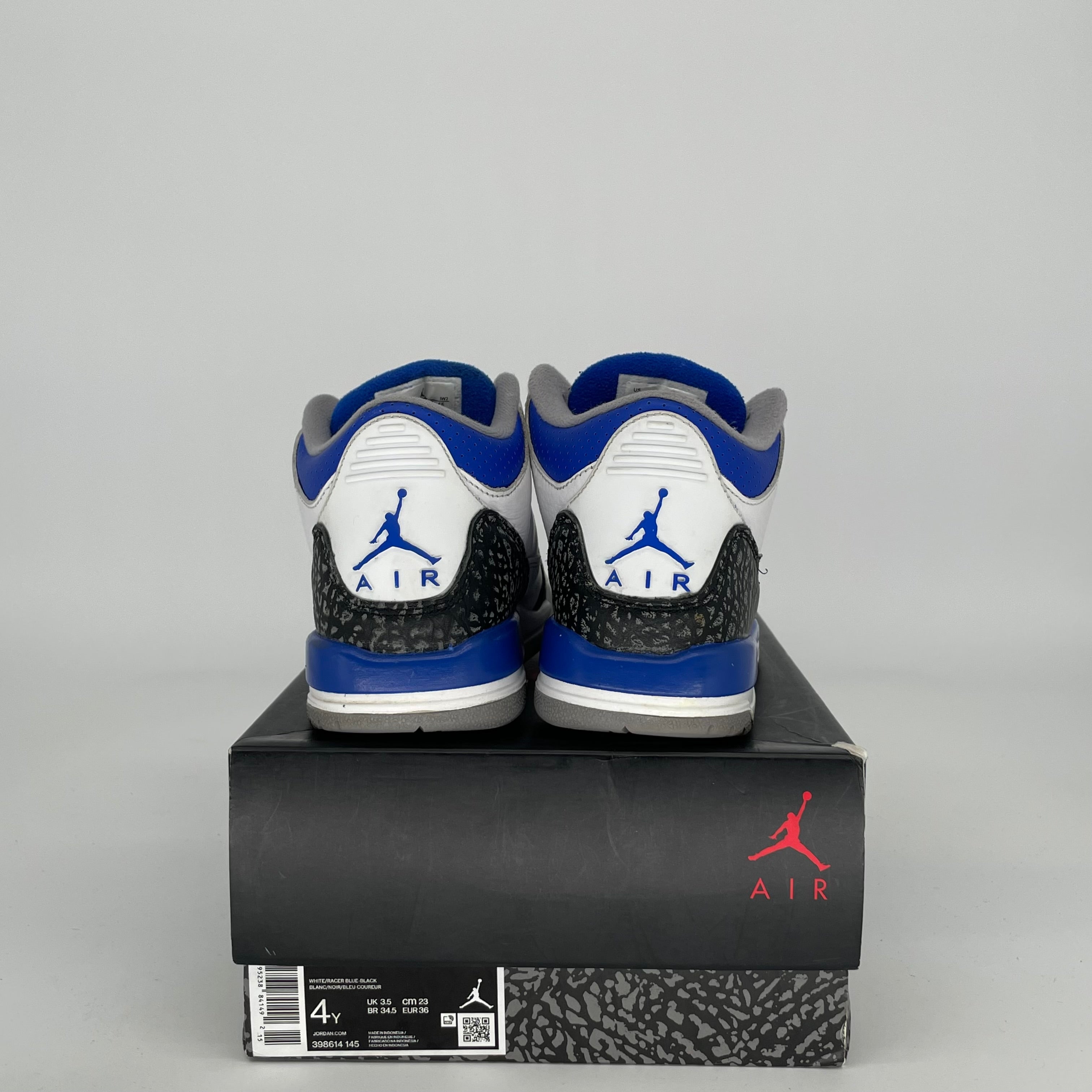 Original Title: AIR JORDAN 3 RACER BLUE SIZE 4Y 398614 145   Optimized Title: Air Jordan 3 Retro Racer Blue Men's Size 4Y (398614-145) - Basketball Shoes for Men & Sneaker Collectors | Perfect for Casual Wear, Sports & Street Fashion