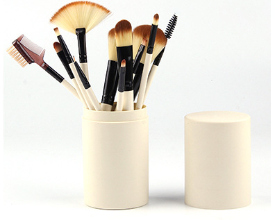 12-Piece Professional Makeup Brush Set for Face & Eye - Soft Synthetic Bristles, Vegan & Cruelty-Free - Perfect for Foundation, Blending, Contouring & More