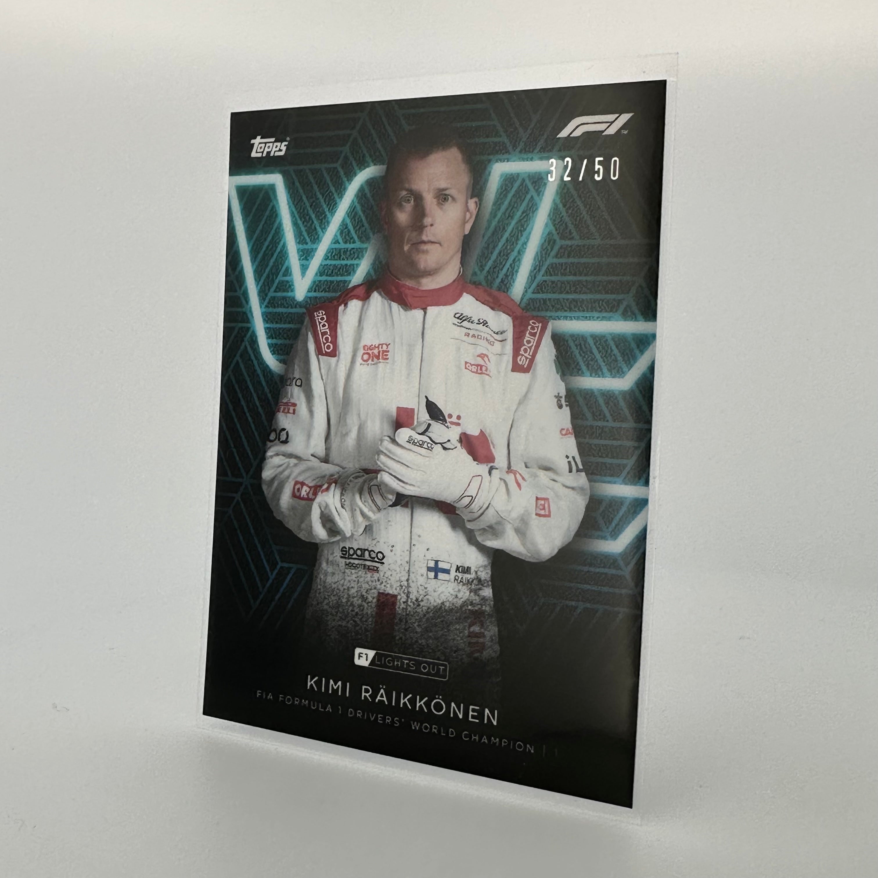 32/50 Kimi Raikkonen F1 World Champion 2007 Aqua Parallel Trading Card - Perfect for F1 Collectors, Racing Fans, and Memorabilia Enthusiasts