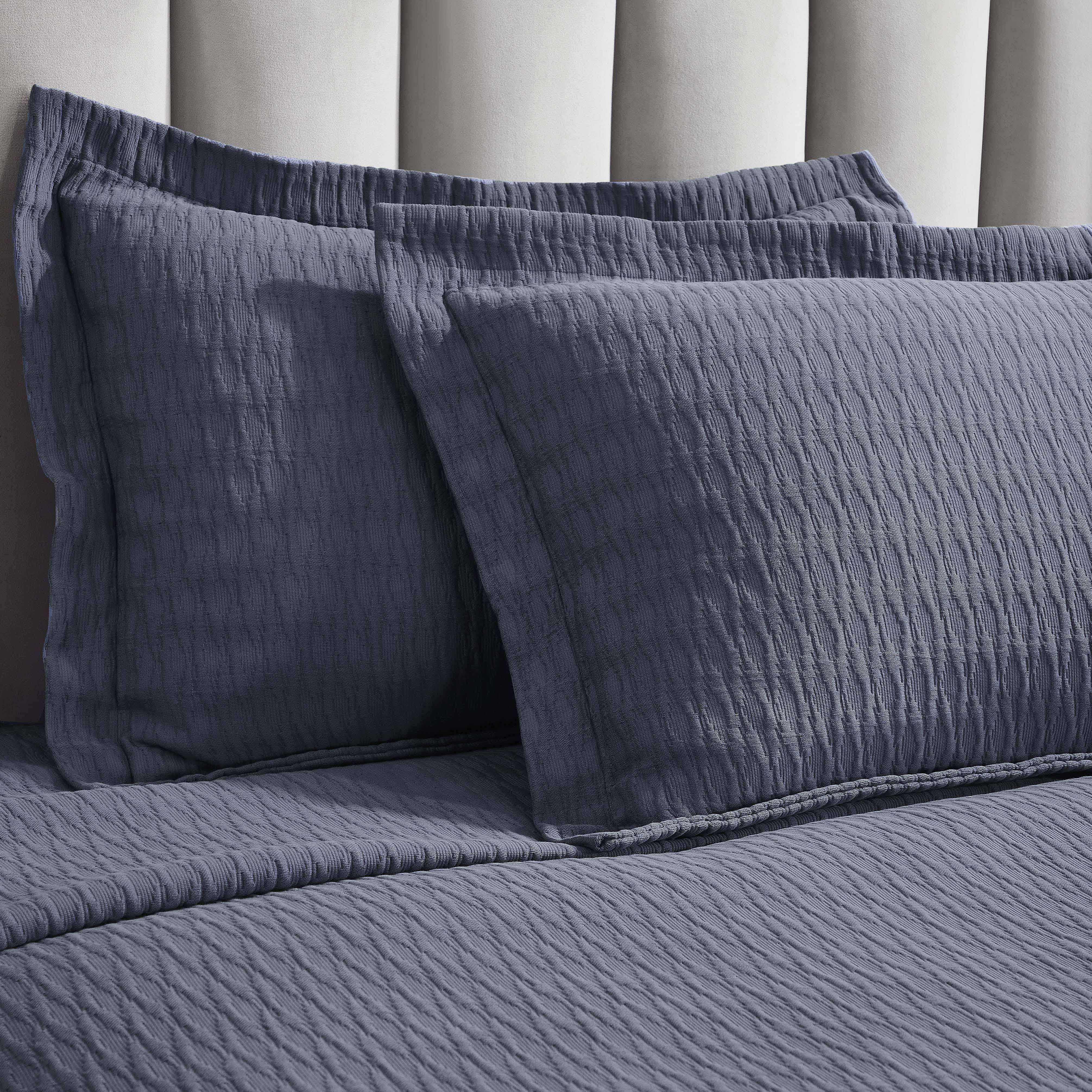 Calvert Cotton Medium Weight Geometric Matelasse Bedspread Set - Queen Size Luxury Bedding for Modern Bedrooms | Perfect for Master Bedroom, Guest Room & Dorm Decor