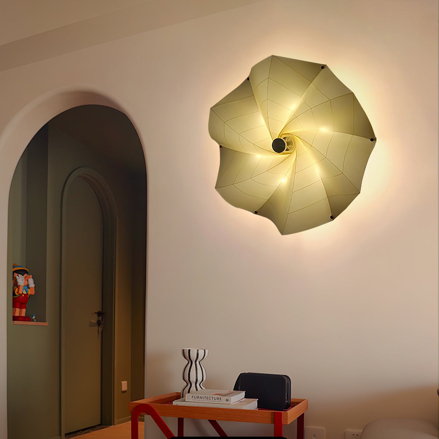Bloom Petals Wall Lamp - Modern Floral LED Sconce Light for Bedroom, Living Room & Nursery - Elegant Home Decor & Mood Lighting