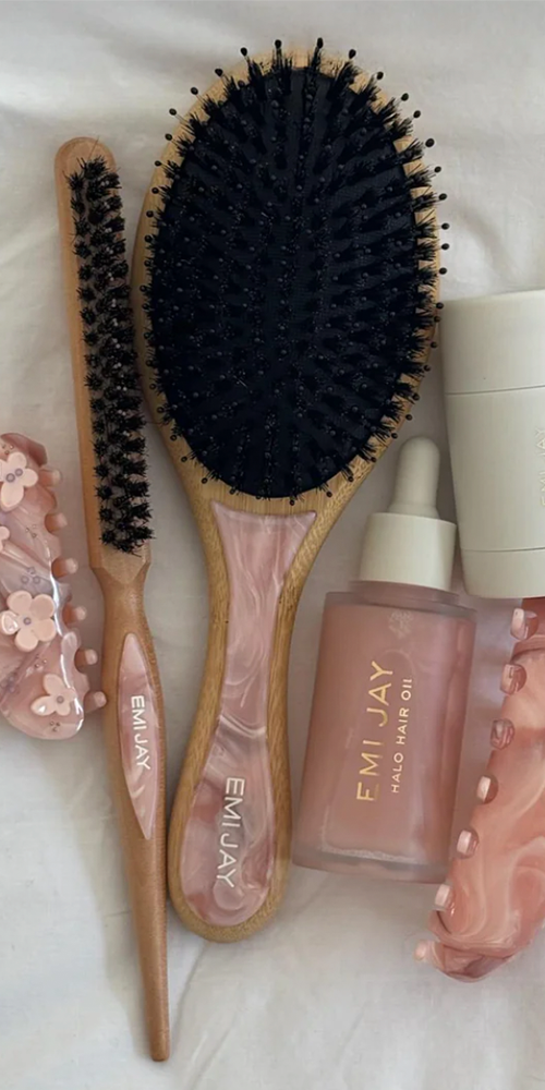 Flat Brush Pink Chantilly - Professional Makeup Brush for Blending & Contouring | Perfect for Foundation, Powder & Cream Application | Salon & Home Use Beauty Essential