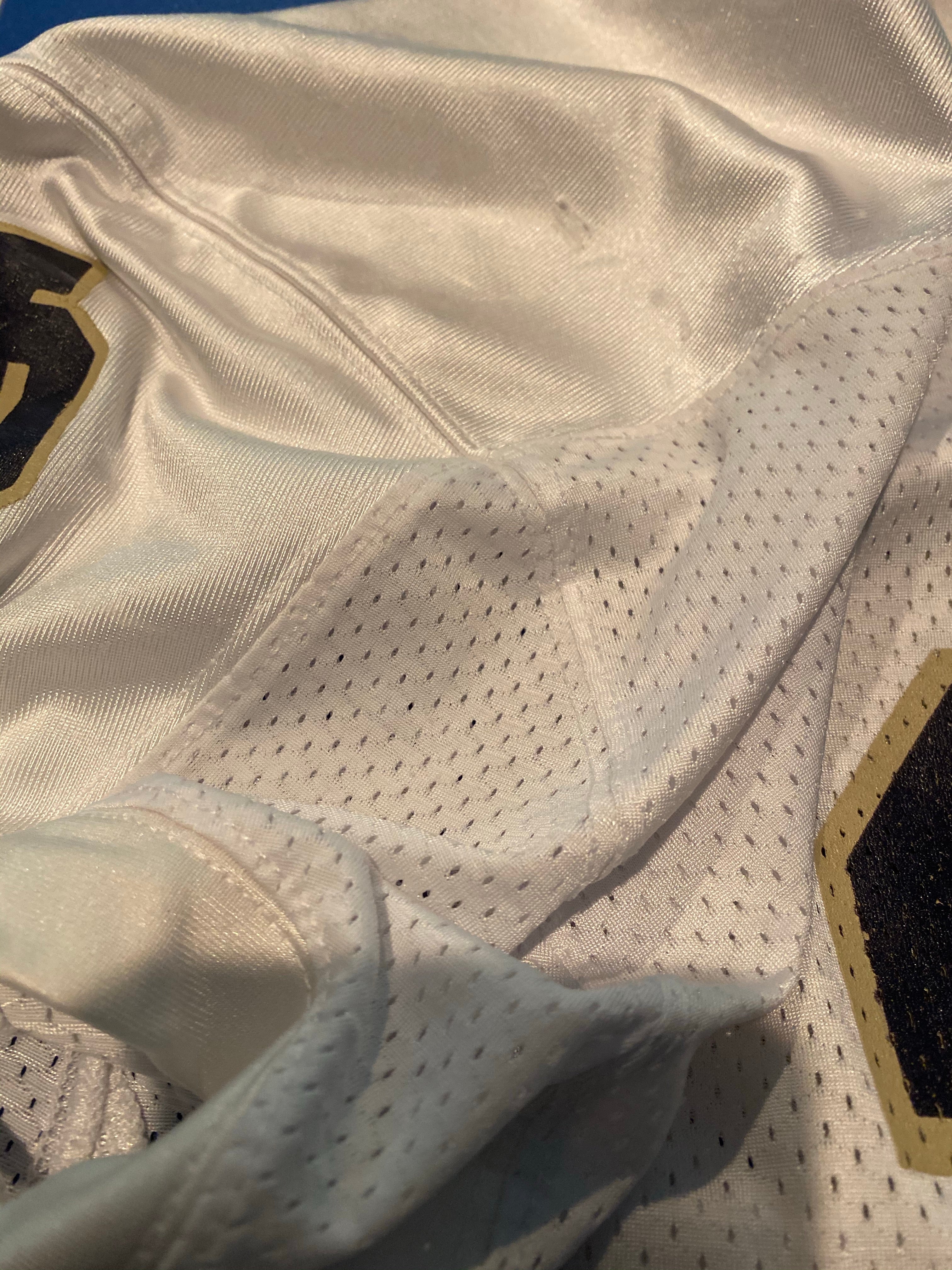 Authentic Under Armour #27 Notre Dame Football 2015 Game-Worn Practice Jersey - Perfect for Collectors, Sports Memorabilia Displays & Fighting Irish Fans