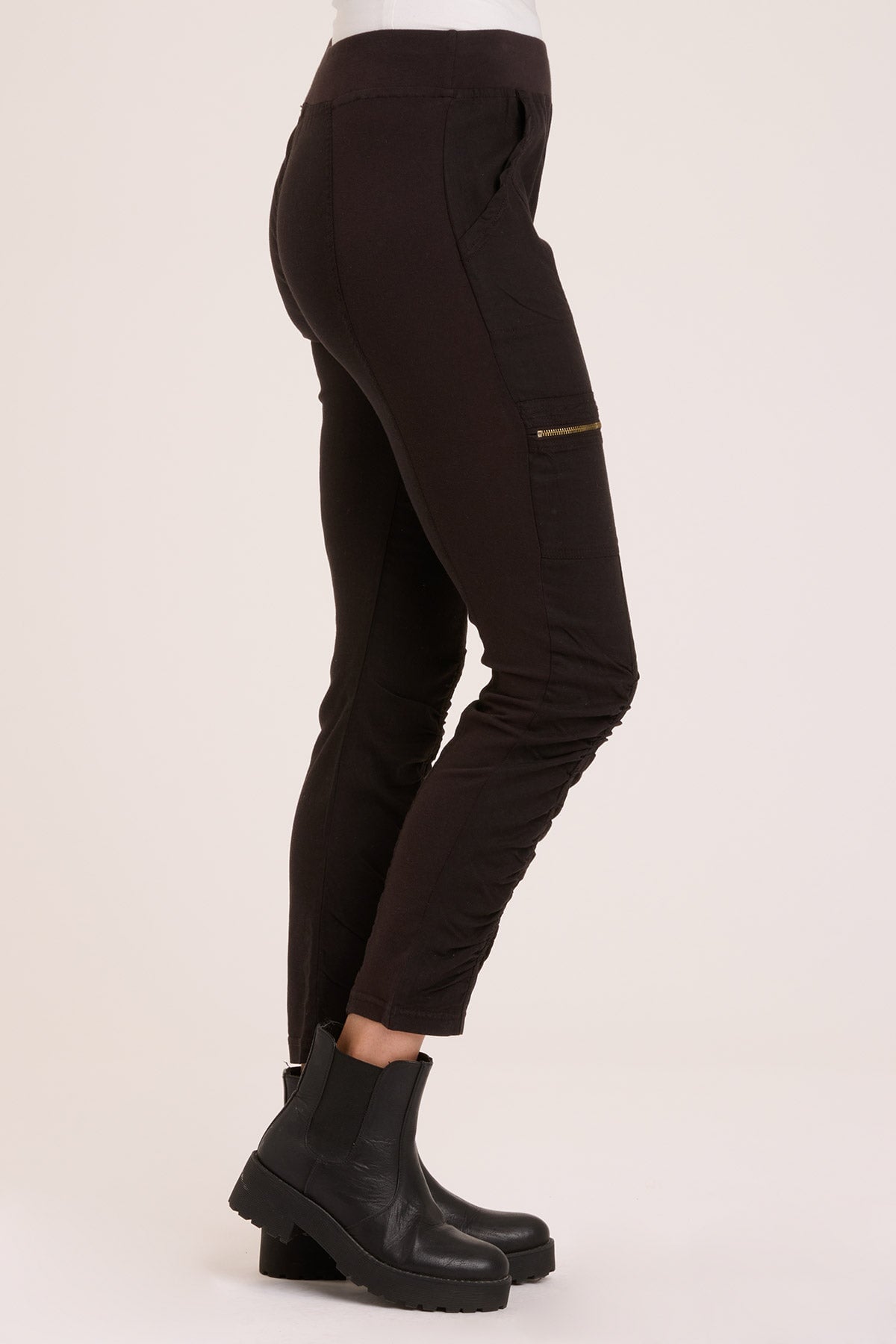 Stylish Twill Malanda Pants for Women - Comfortable & Versatile Casual Trousers for Work, Travel & Everyday Wear