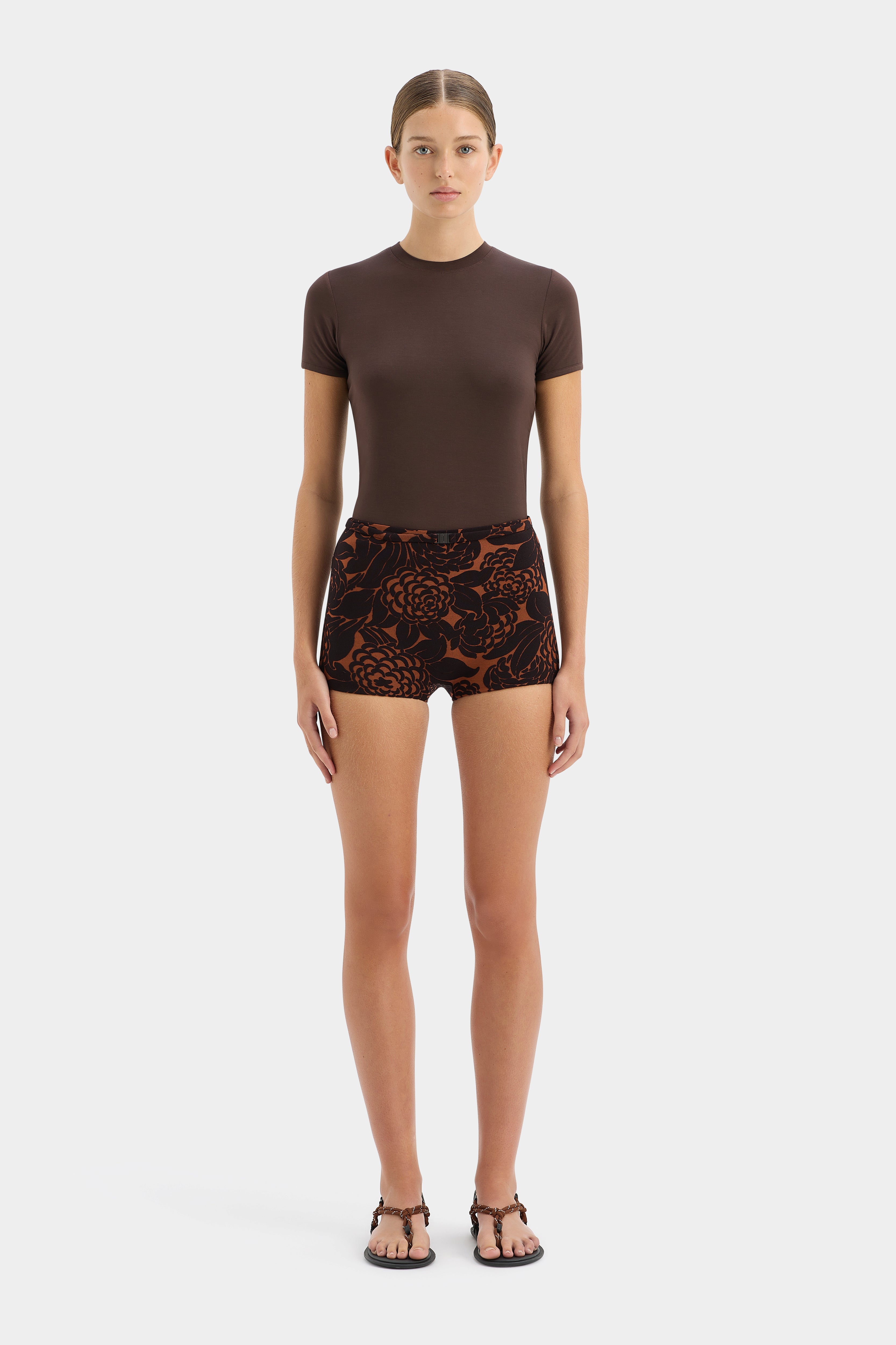Leah Fitted Tee Chocolate - Women's Slim Fit T-Shirt for Casual Wear & Everyday Outfits