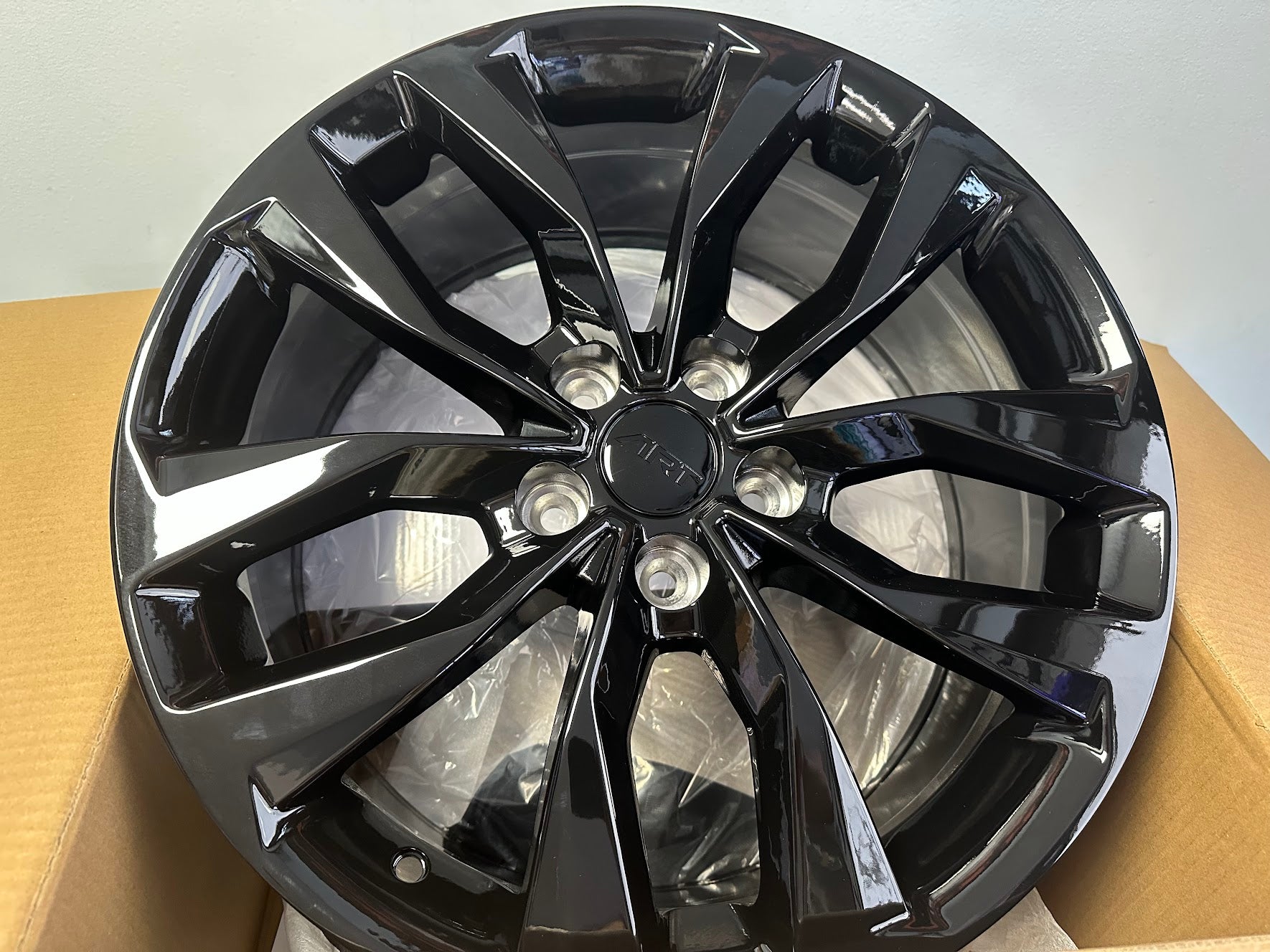 18x8.0 Alloy Wheels Gloss Black 5x114.3 Bolt Pattern +40 Offset 60mm Hub - Perfect for Honda Accord, Toyota Camry & Nissan Altima - Upgrade Your Ride with Stylish Rims