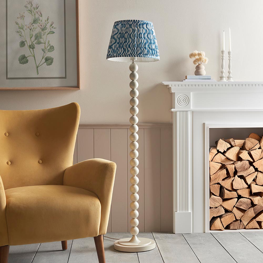 Auralis Ripple Floor Lamp with E27 Socket - Modern LED Standing Light for Living Room, Bedroom & Office - Adjustable Height in Multiple Finishes (Black, White, Bronze) - Perfect for Ambient Lighting & Home Decor