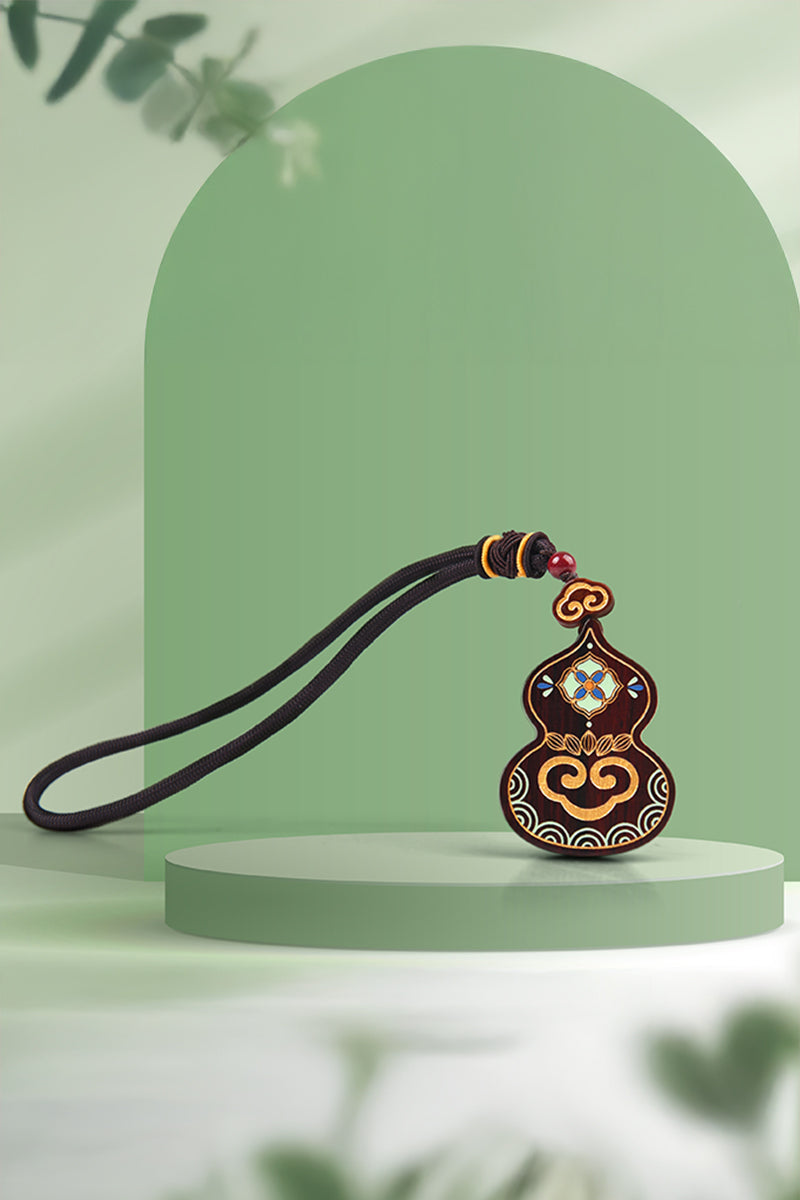 Gourd-Shaped Car Ornament - Feng Shui Lucky Charm for Vehicle Interior Decor - Perfect for Dashboard, Rearview Mirror & Home Decoration