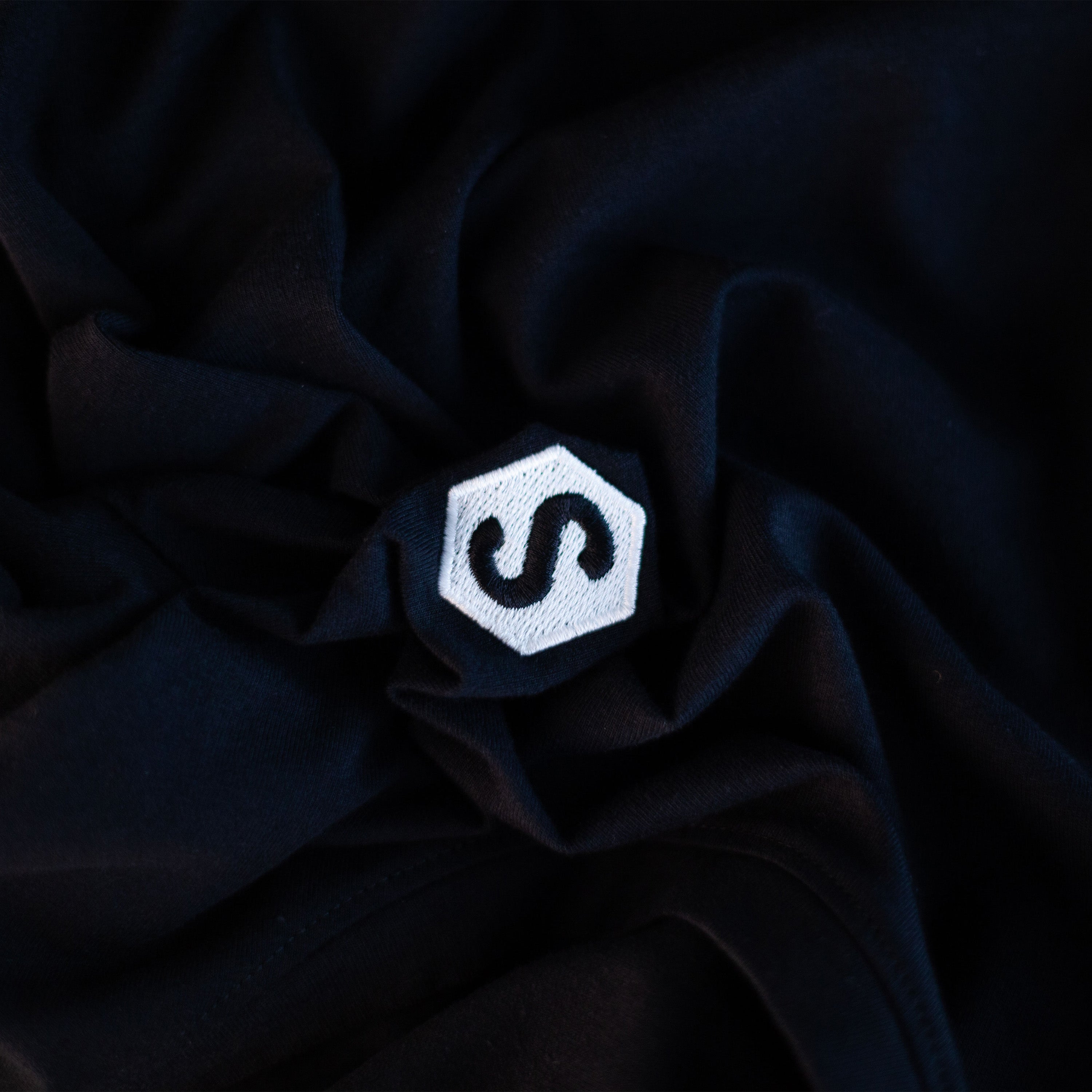 Basic Black Short Sleeve T-Shirt for Women - Casual Everyday Wear & Layering Essential