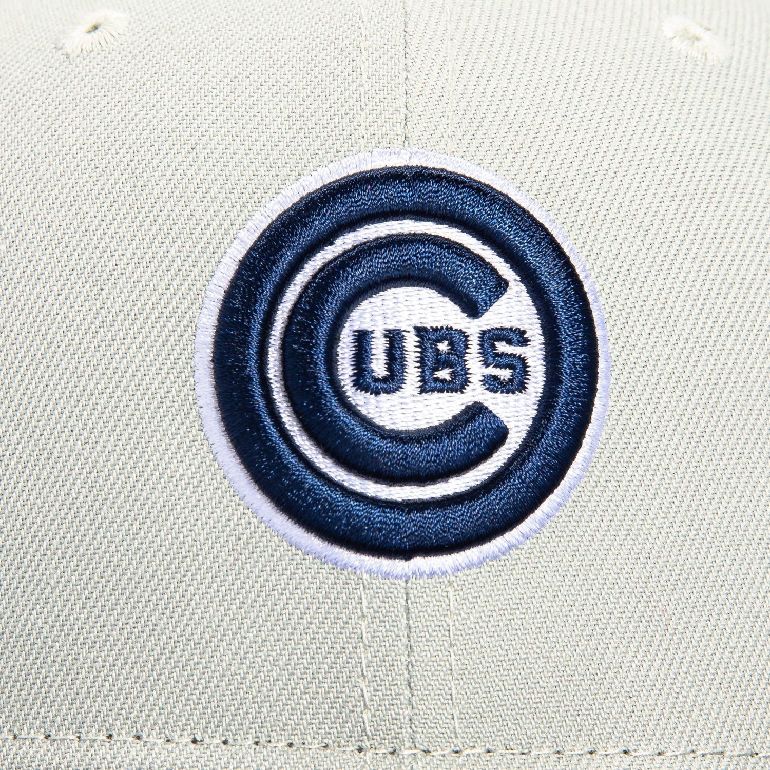 New Era 9Fifty Chicago Cubs Snapback Hat - Official MLB Logo Cap in Grey & Light Navy - Perfect for Baseball Games, Sports Events & Streetwear Fashion